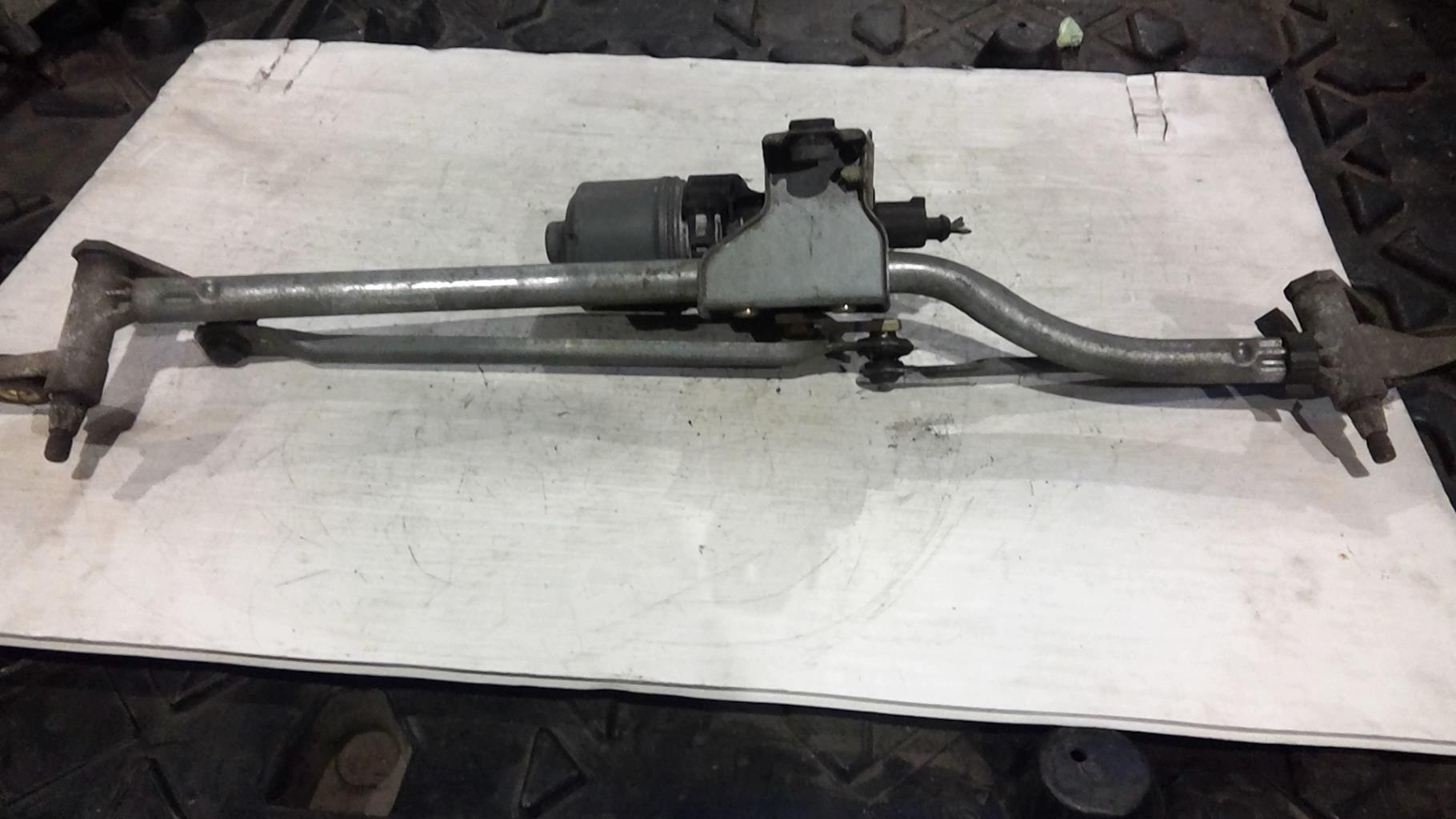 Motore tergicristallo anteriore AUDI A4 2 PHASE 1 Diésel - 1