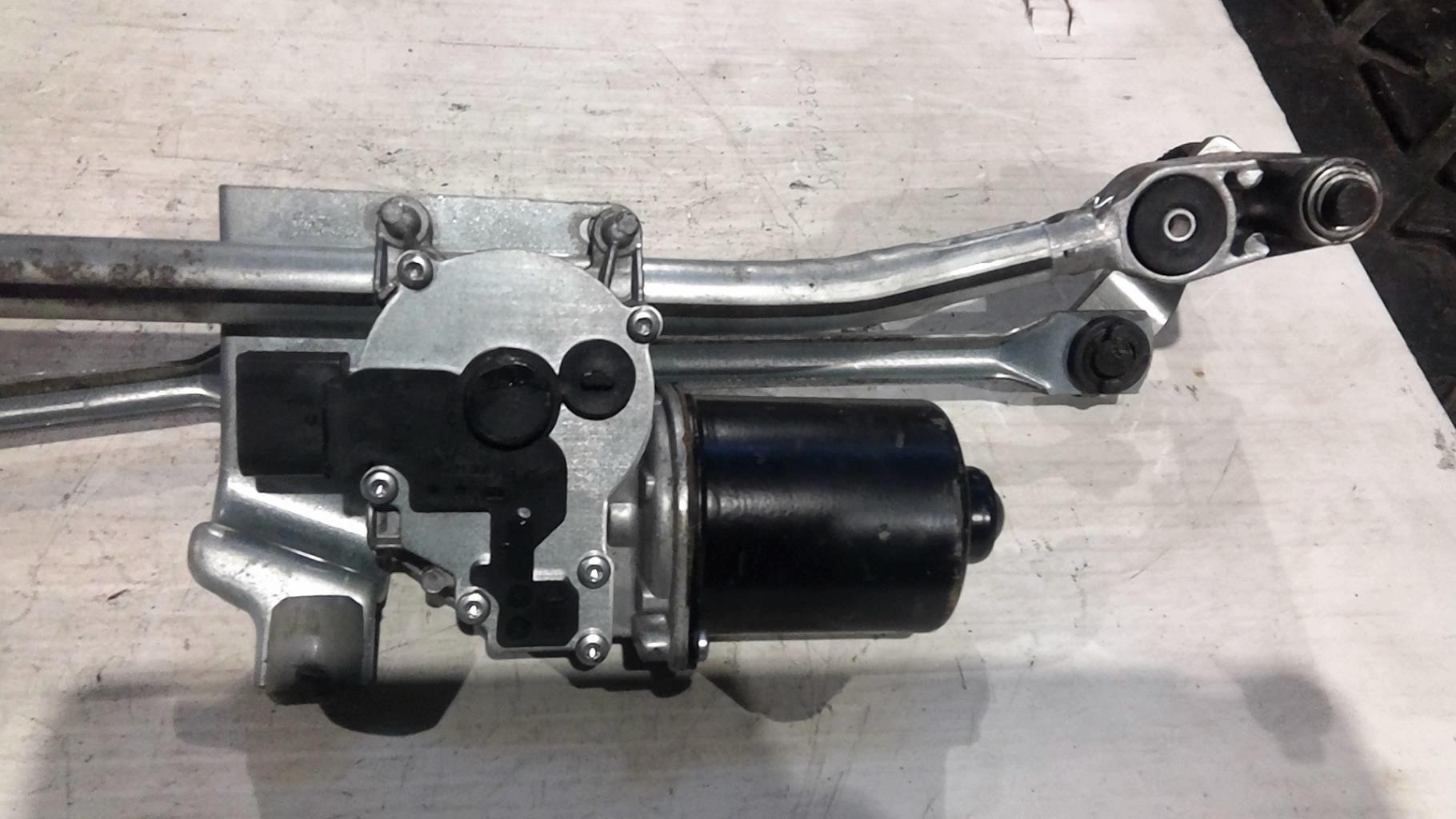 Motore tergicristallo anteriore BMW SERIE 1 E87 PHASE 2 Diésel - 1