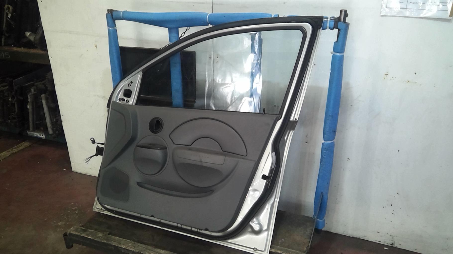Portiera anteriore destra DAEWOO KALOS Gasolina - 1