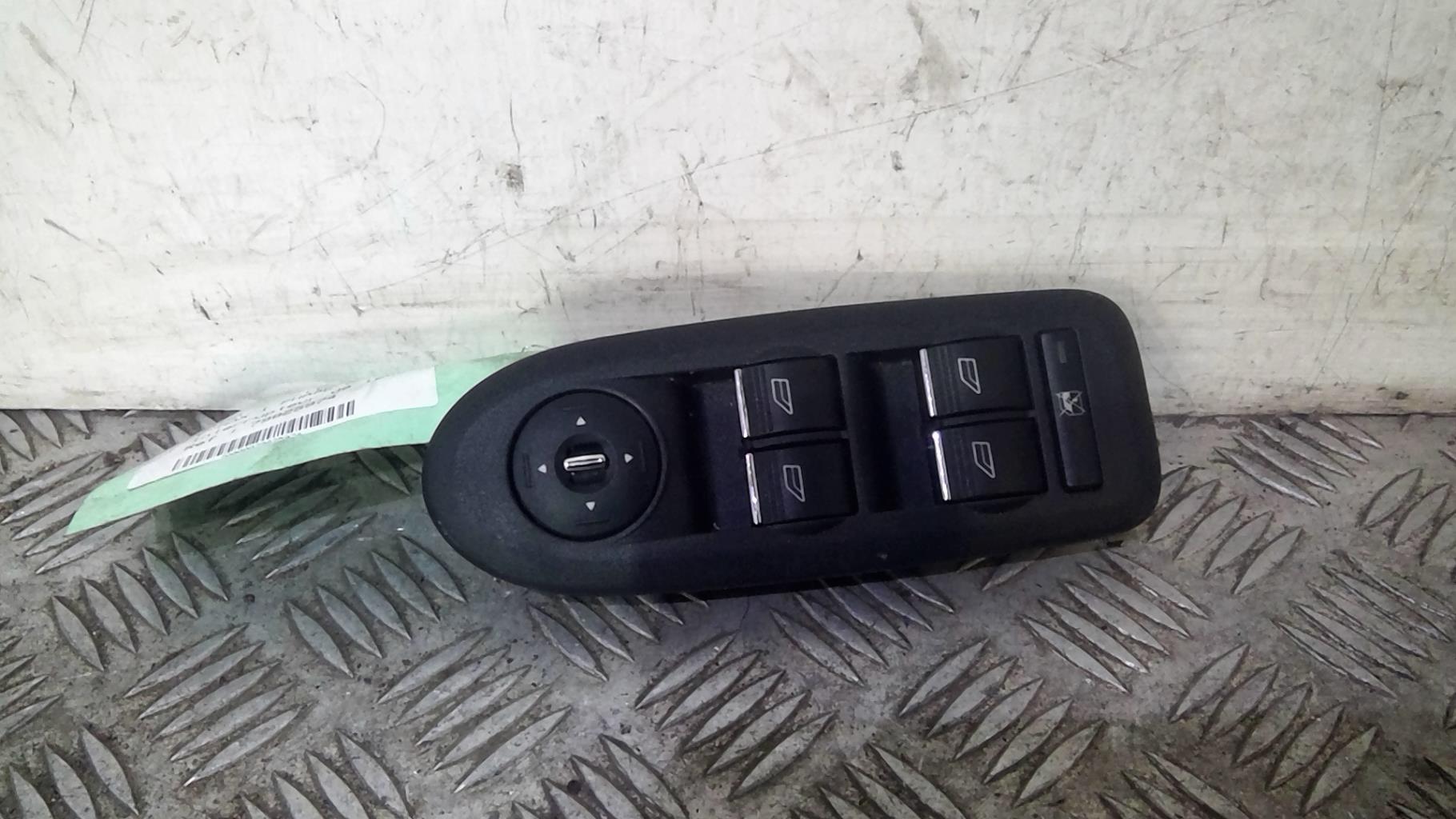 Interruttore lavacristalli anteriore sinistro FORD C-MAX 1 PHASE 2 Diésel - 1