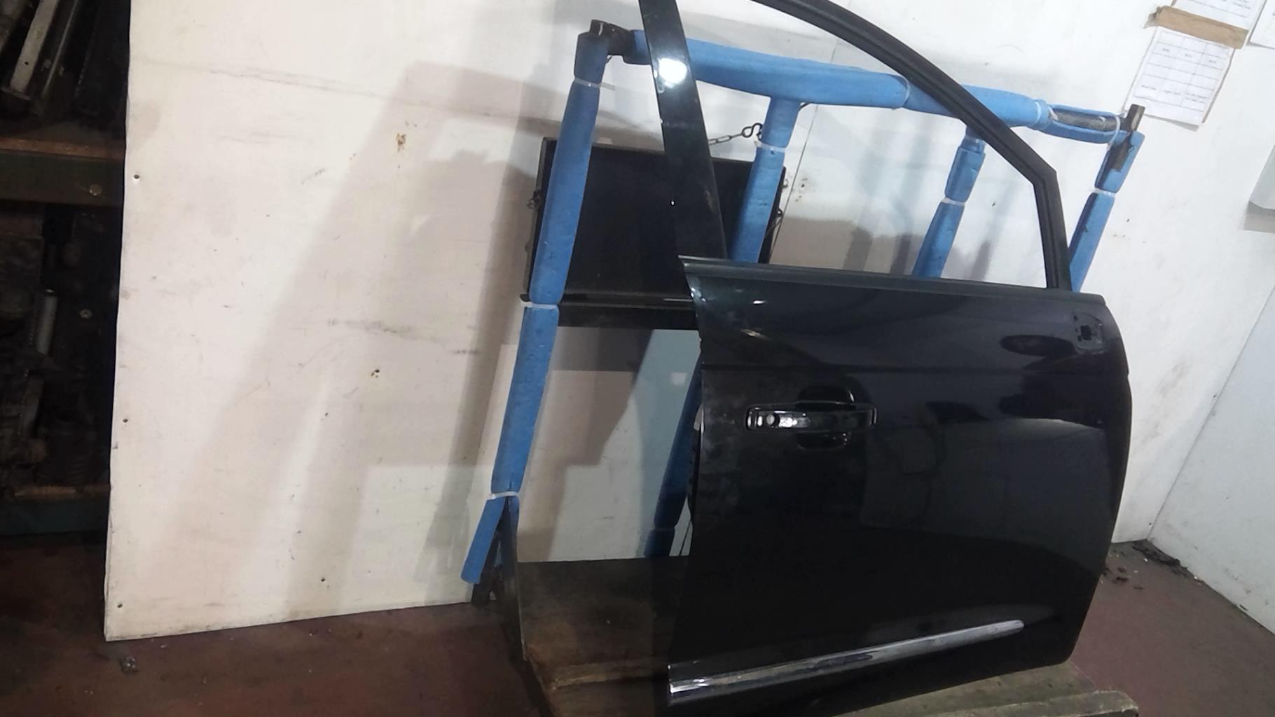 Portiera anteriore destra SSANGYONG STAVIC  - 1