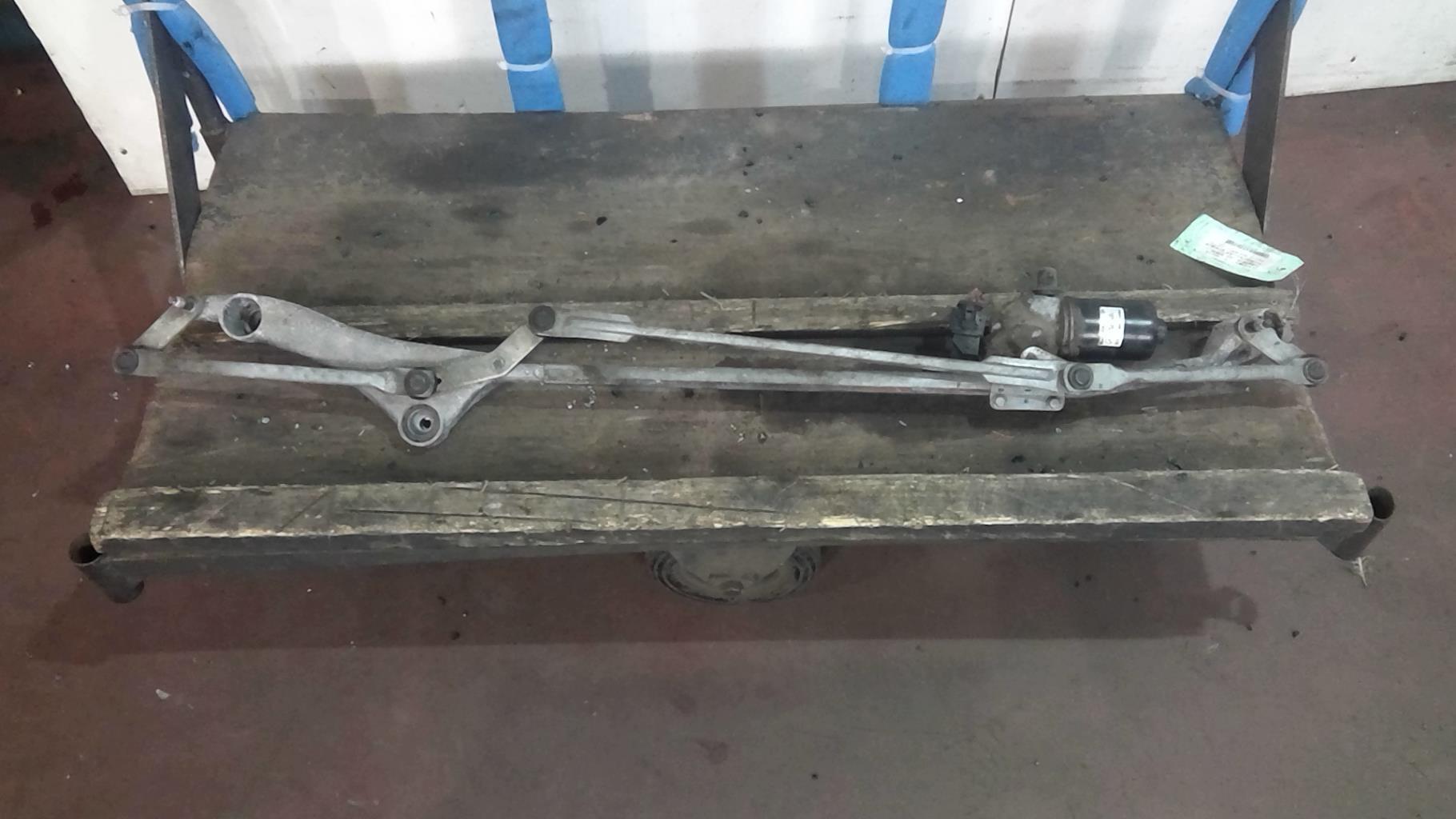 Motore tergicristallo anteriore MERCEDES CLASSE A 169 PHASE 1 Diésel - 1
