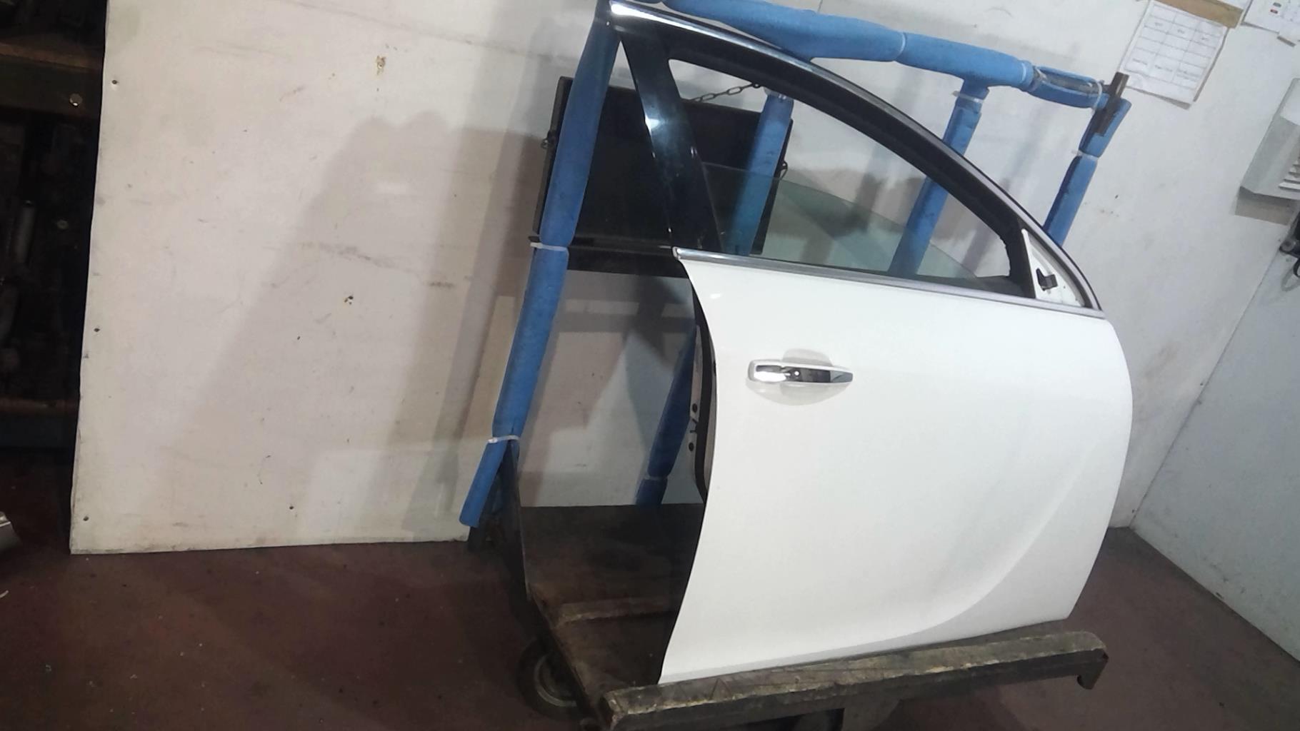 Portiera anteriore destra OPEL INSIGNIA 1 PHASE 1 BREAK Diésel - 1