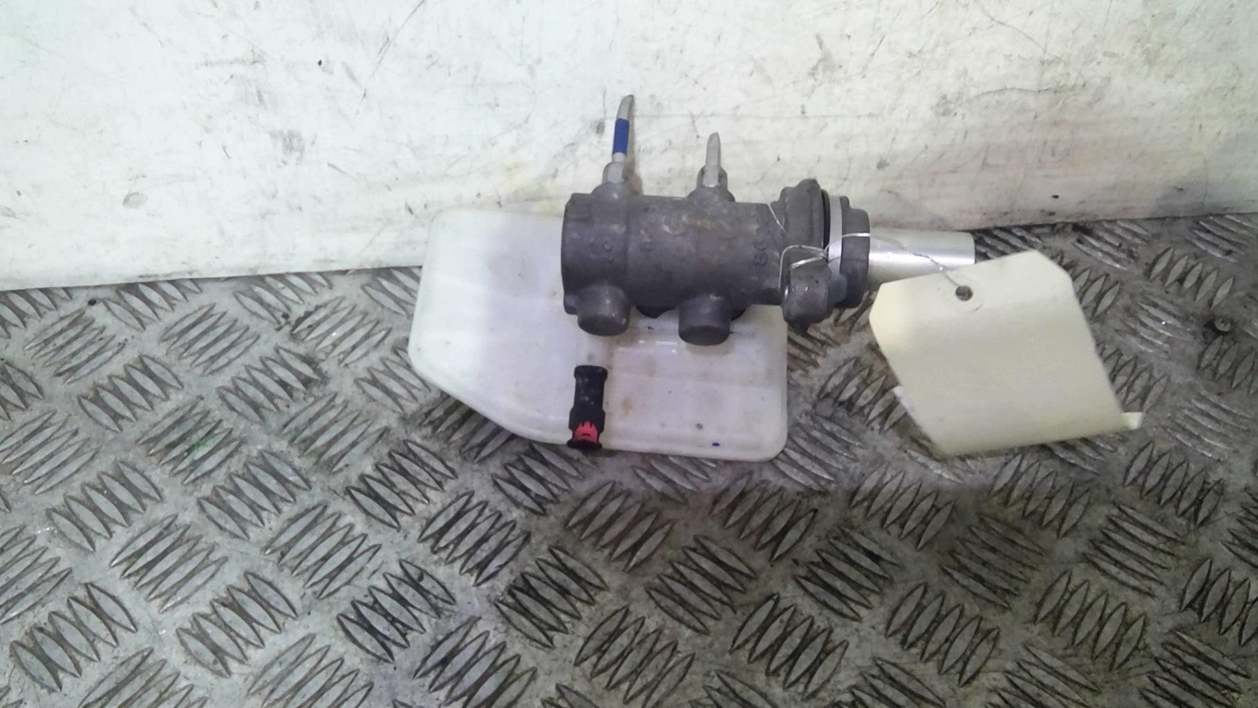 Cilindro maestro (freno) TESLA MODEL Y 5YJY 1 Electricidad - 1