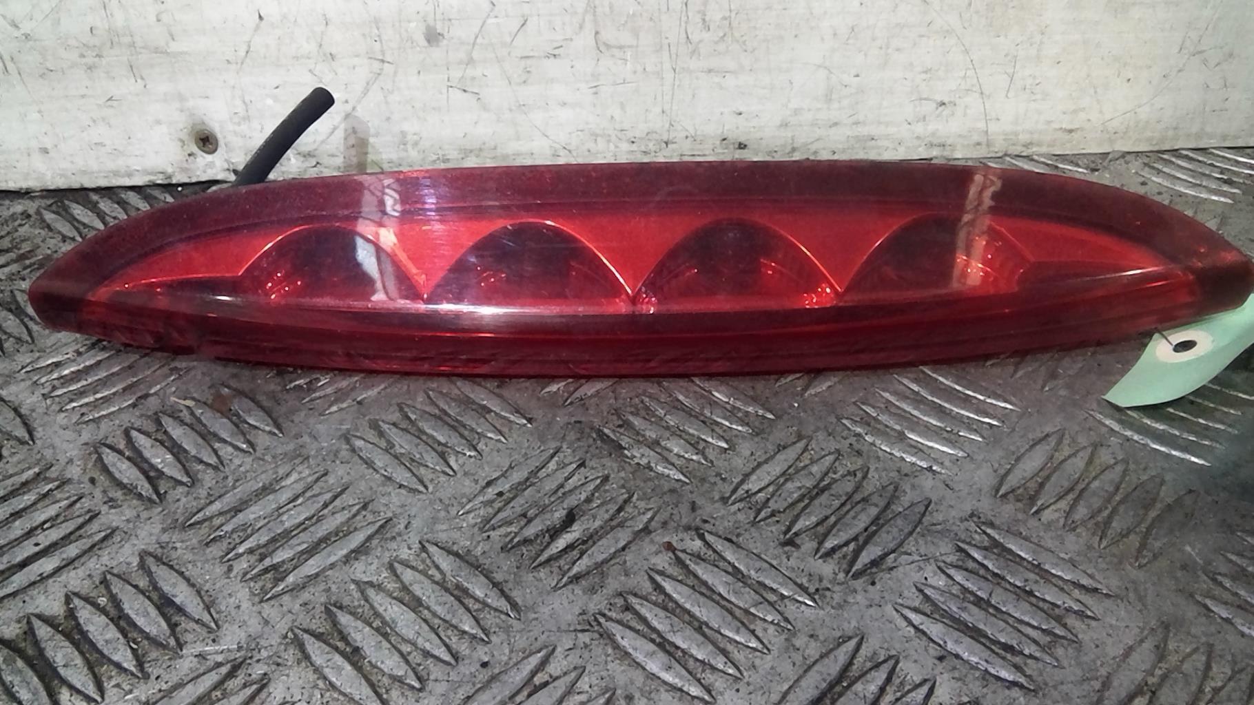 Luce stop centrale PEUGEOT 208 1 PHASE 2 Gasolina - 1