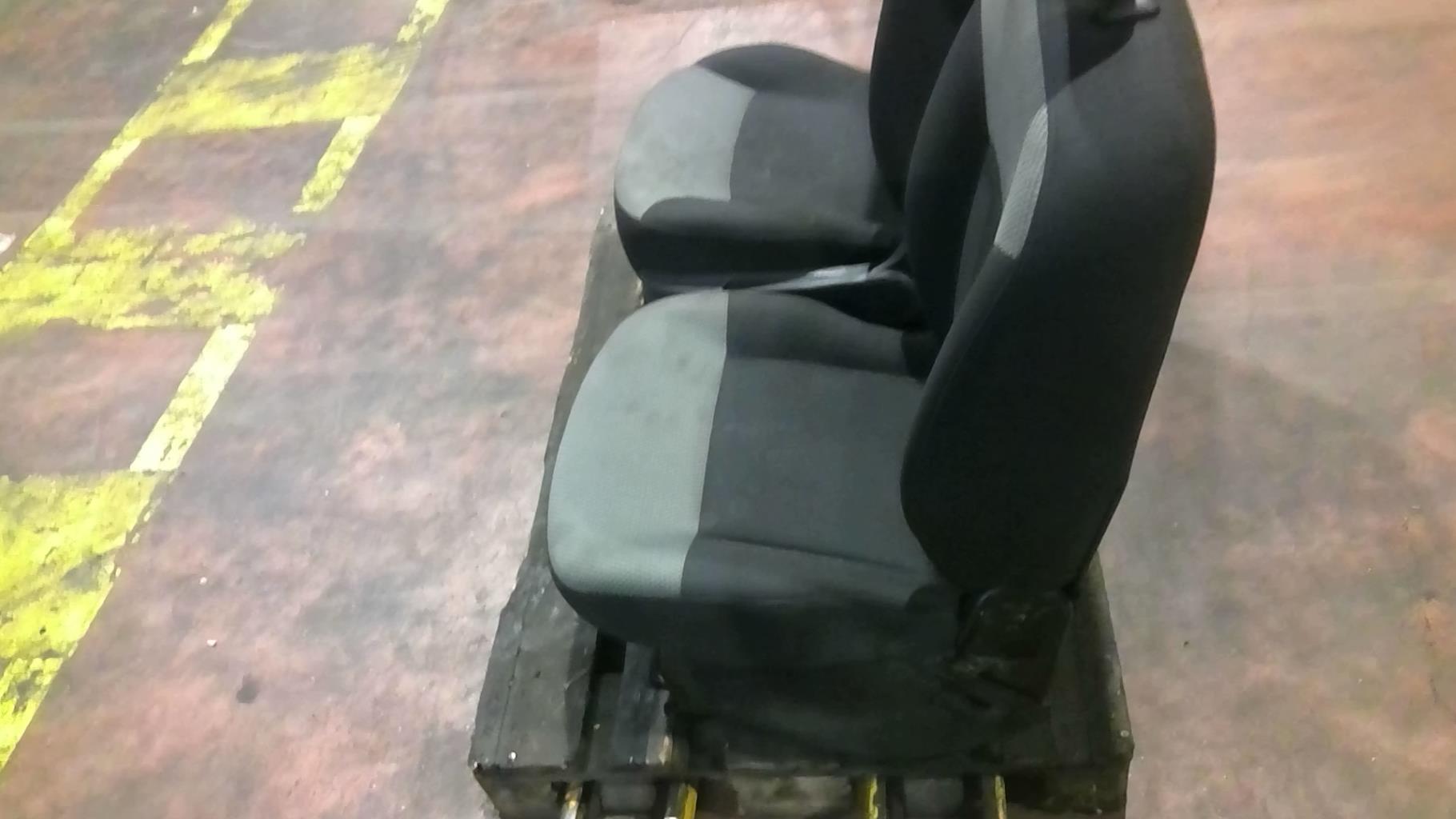 Interieur complet RENAULT KANGOO 2 PHASE 2 Diesel - 1