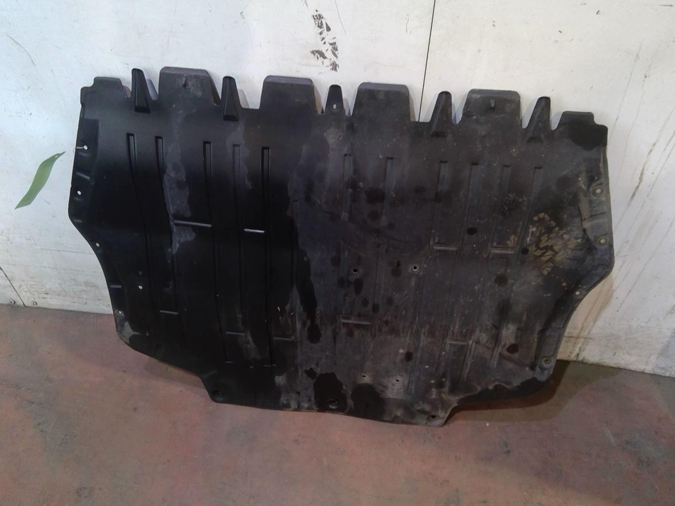 Cache moteur  VOLKSWAGEN GOLF 6 Diesel - 1