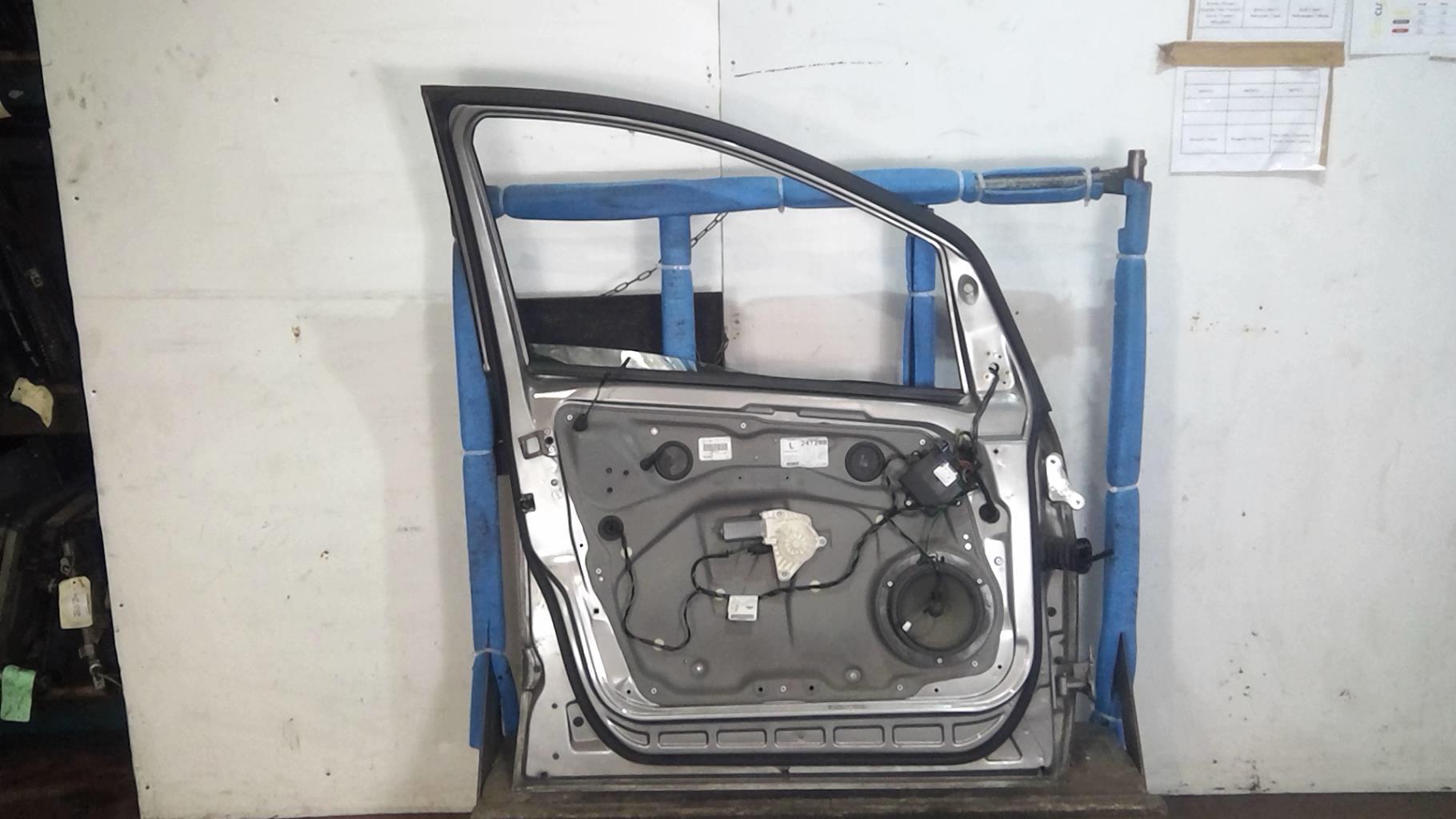Portiera anteriore sinistra MERCEDES CLASSE B 245 PHASE 1 Diésel - 1