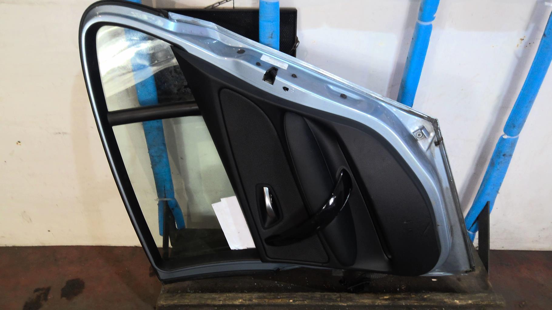 Portiera posteriore destra BMW SERIE 1 E87 PHASE 2 Diésel - 1