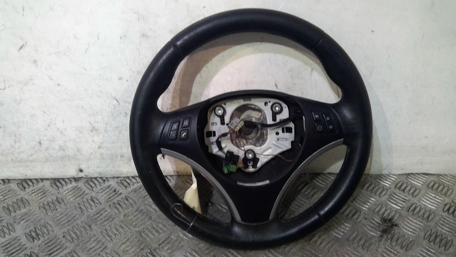Volant BMW SERIE 1 E87 PHASE 2 Diesel - 1
