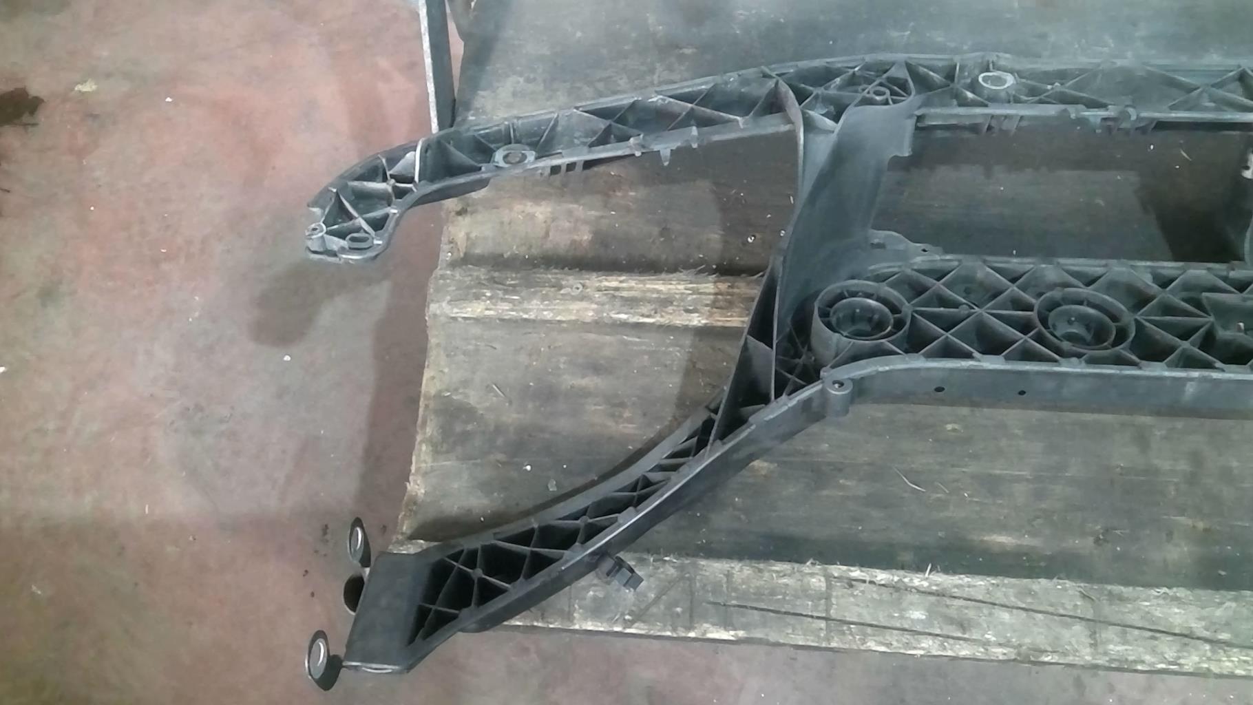Face avant FORD FOCUS 1 Diesel - 1