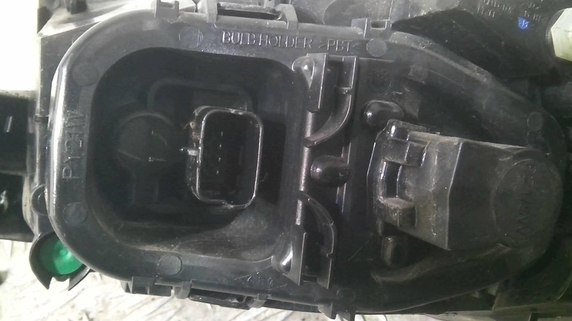 Fanale posteriore principale sinistro (luci) RENAULT CLIO 4 PHASE 2 Diésel - 1