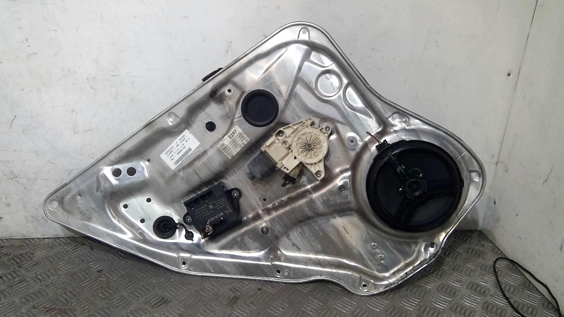 Alzacristalli elettrico posteriore sinistro MERCEDES CLASSE C 204 PHASE 1 Diésel - 1
