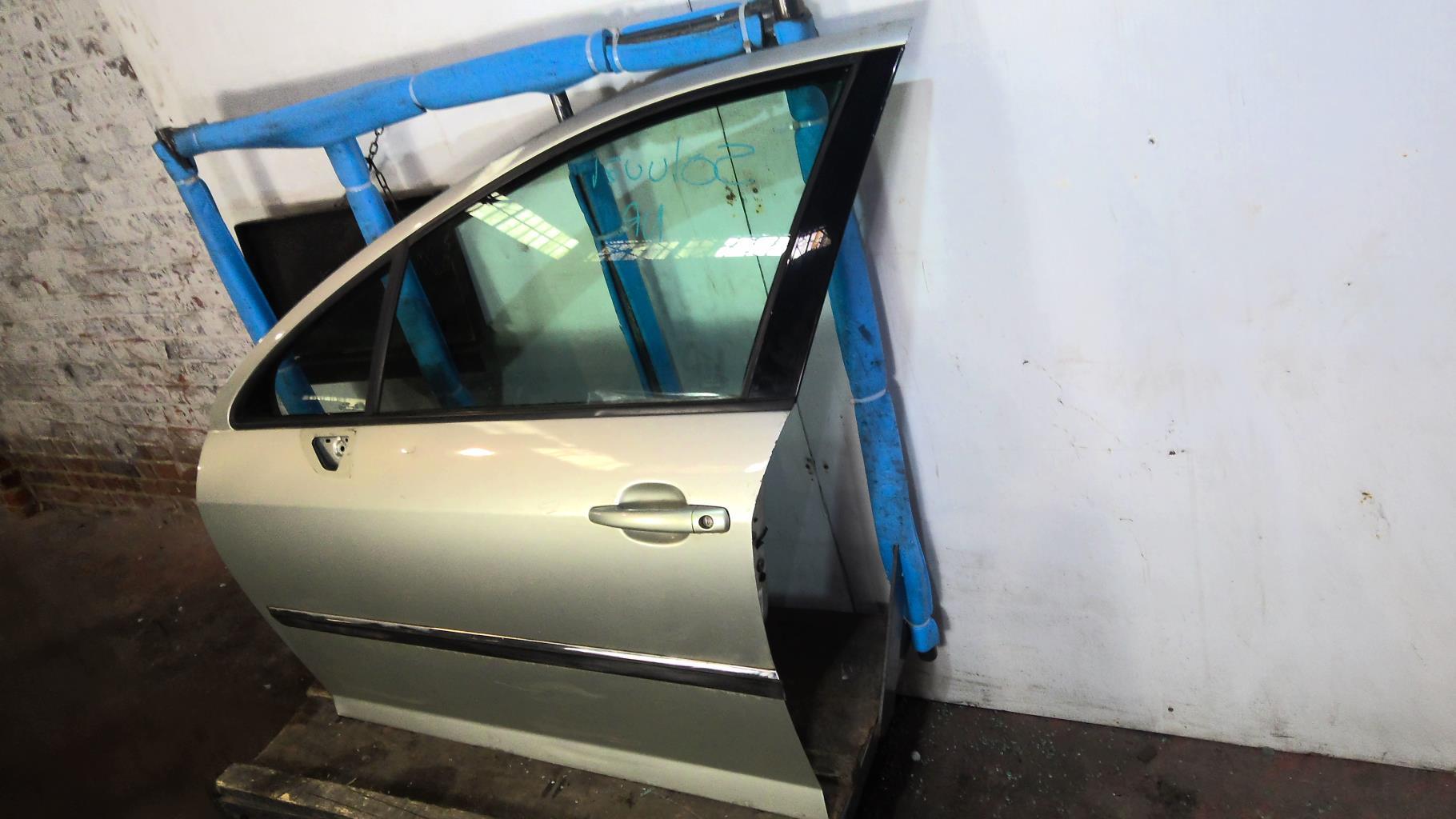 Portiera anteriore sinistra PEUGEOT 407 PHASE 1 Diésel - 1