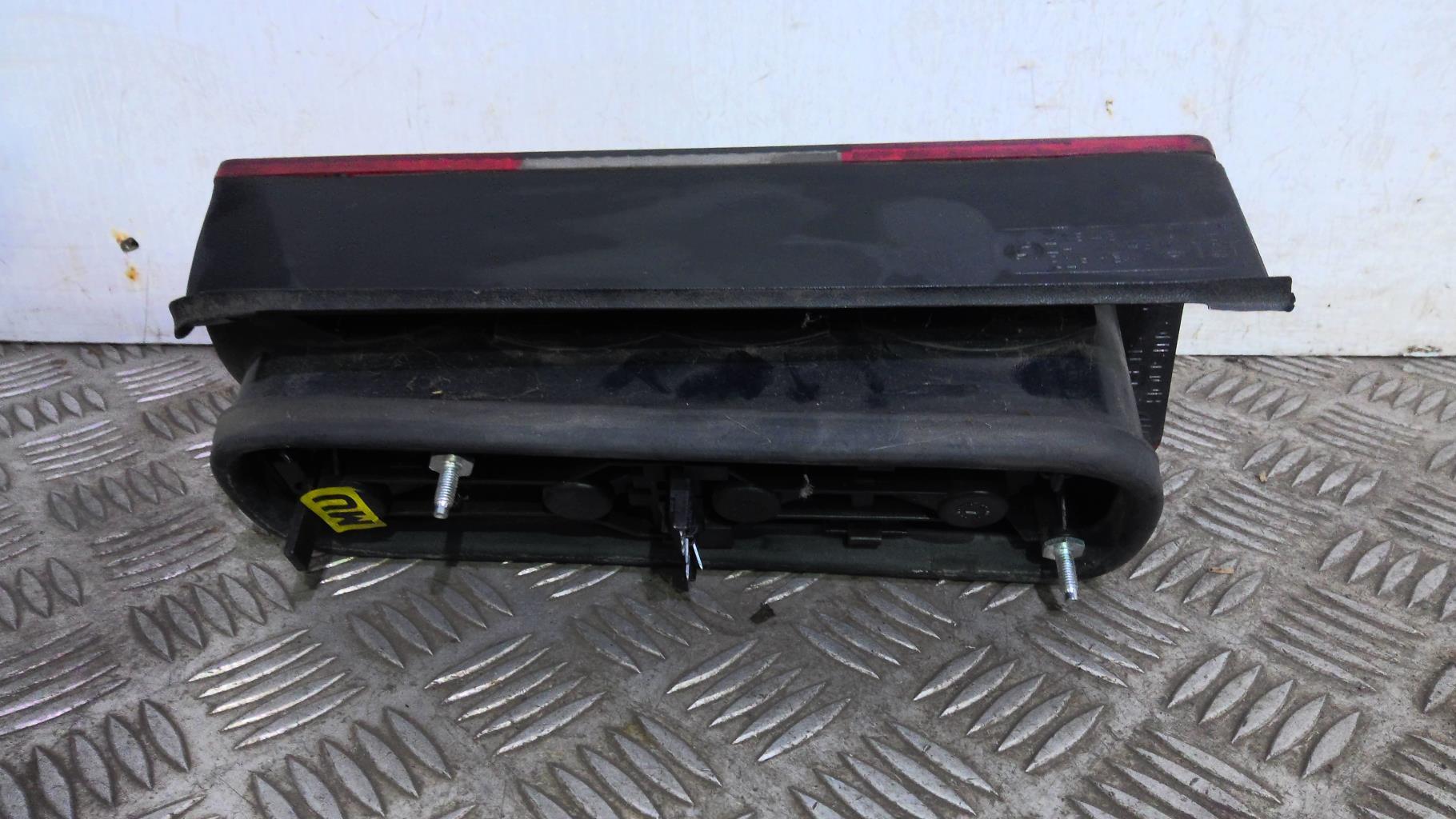 Fanale posteriore principale destro (luci) OPEL COMBO C PHASE 2 Diésel - 1