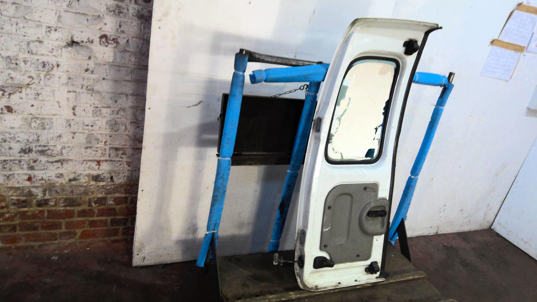 Portellone bagagliaio destro RENAULT KANGOO 1 PHASE 2 Diésel - 1