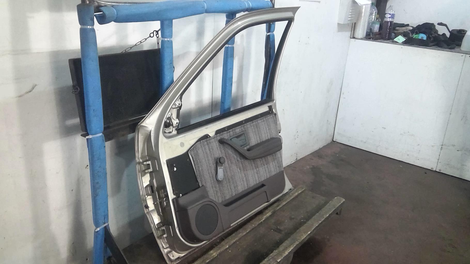 Portiera anteriore destra PEUGEOT 405 PHASE 1 Gasolina - 1