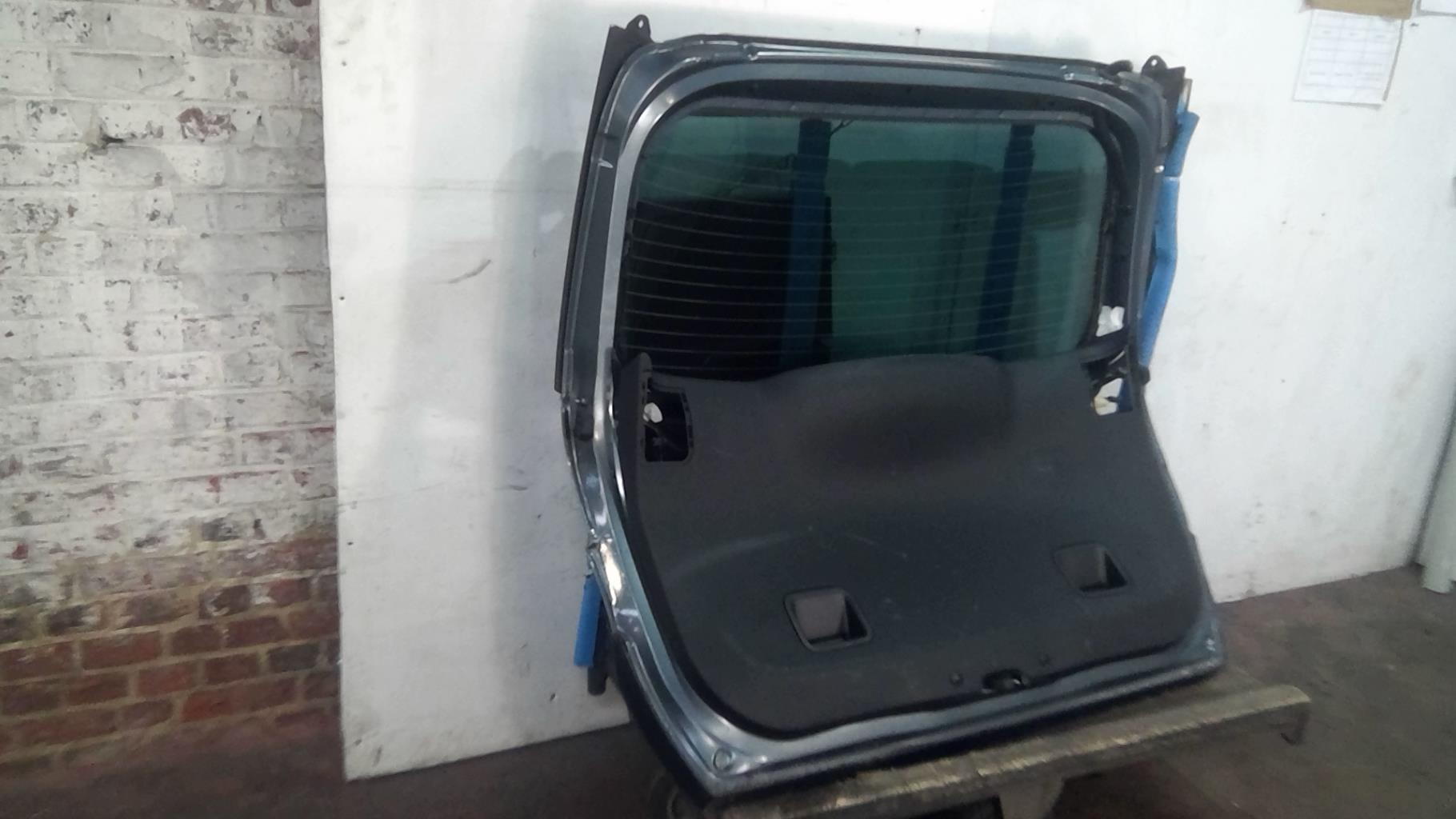 Portabagagli/Portellone posteriore CITROEN C4 PICASSO 1 Diésel - 1