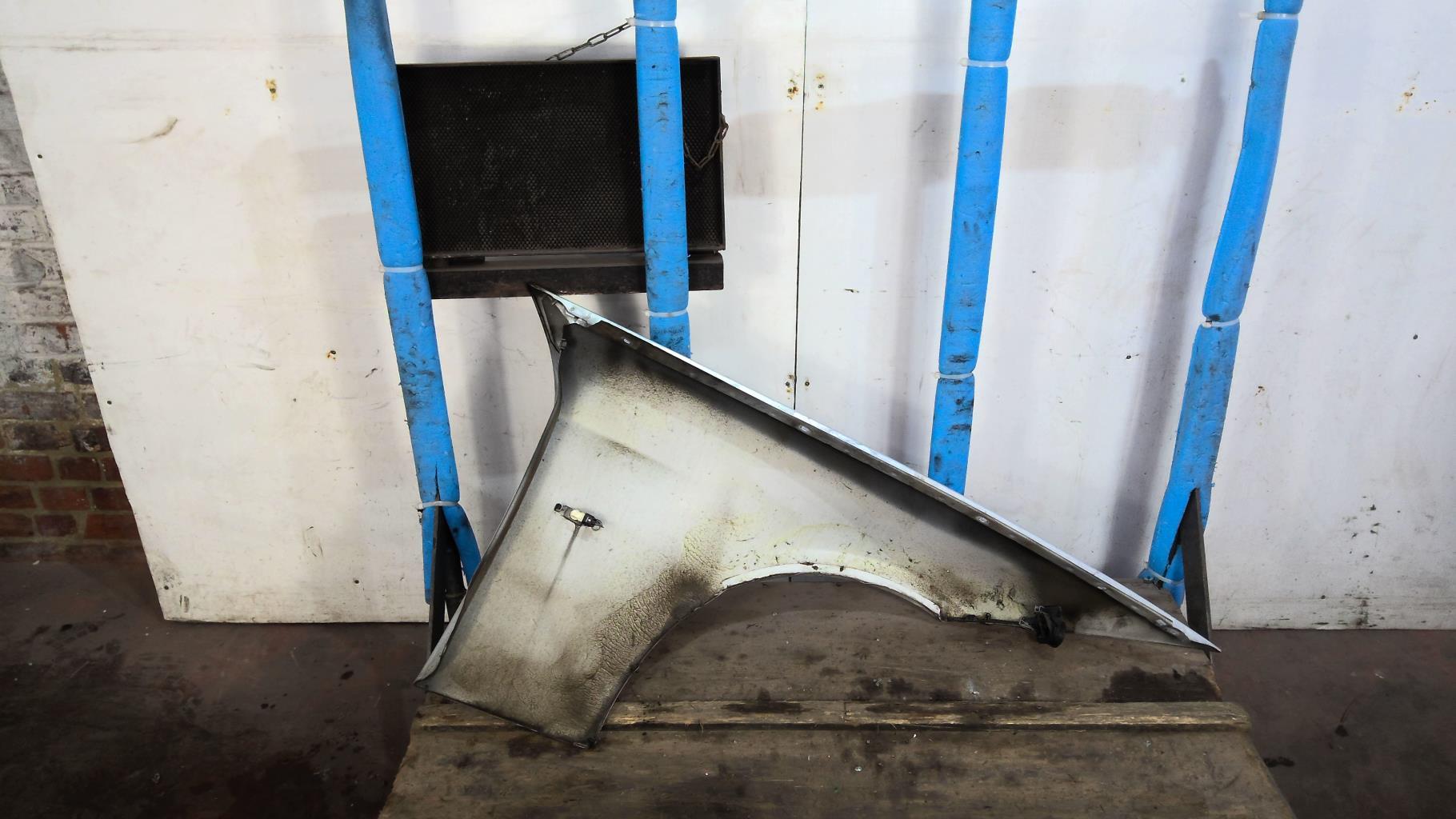 Parafango anteriore sinistro BMW SERIE 3 E90 PHASE 2 Diésel - 1