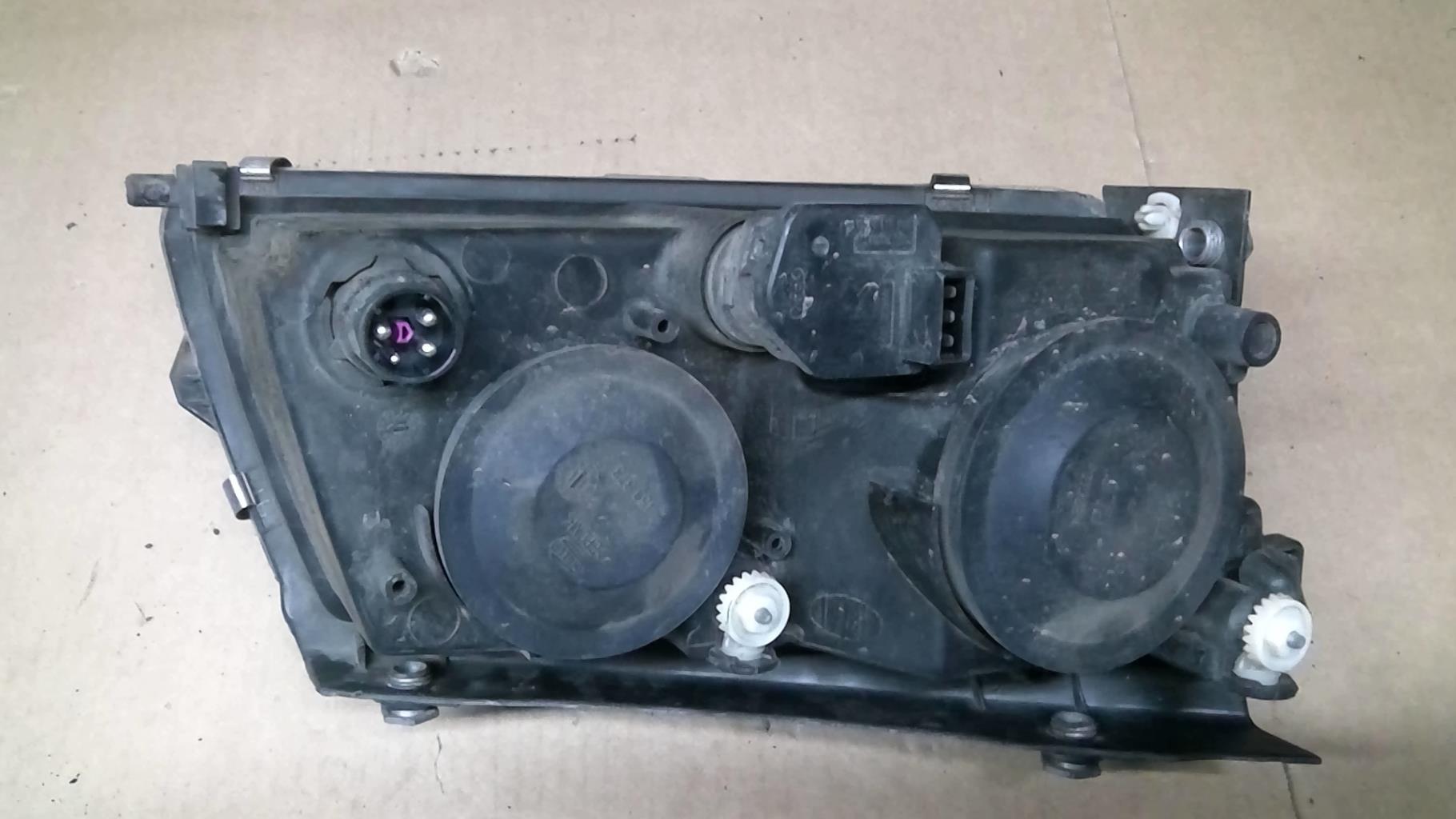 Gruppo ottico anteriore principale sinistro (luci)(faro) VOLKSWAGEN PASSAT 4 PHASE 1 Diésel - 1