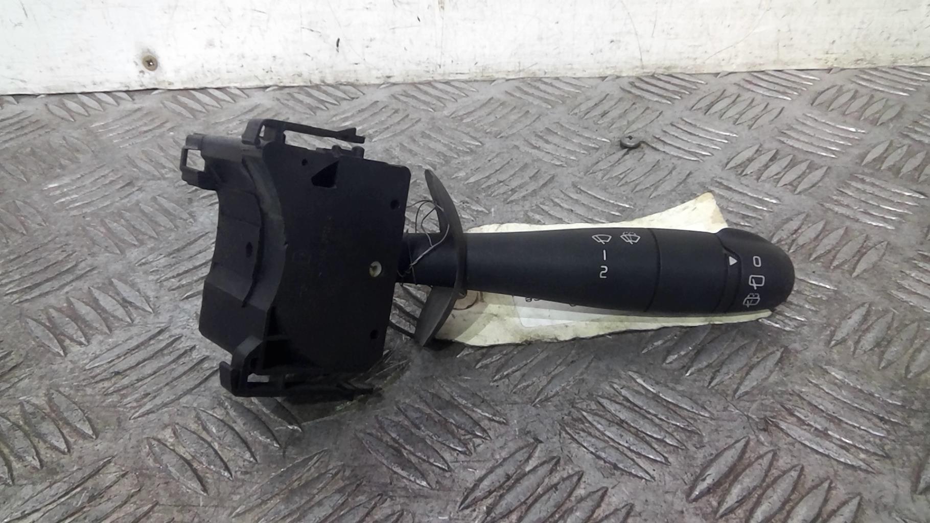 Commodo d'essuie glaces RENAULT TWINGO 2 PHASE 1 Essence - 1