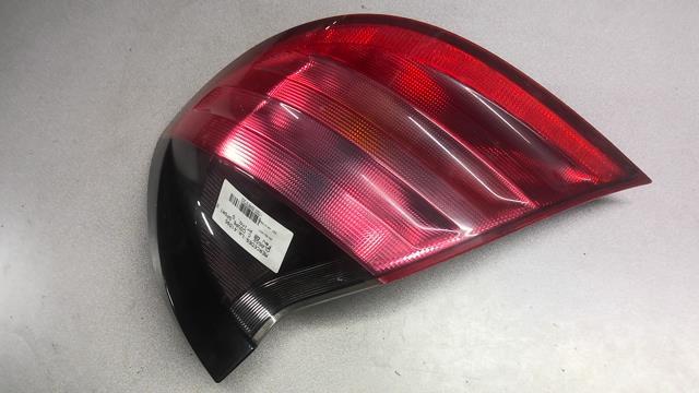 Fanale posteriore principale destro (luci) MERCEDES CLASSE C 203 COUPE SPORT PHASE 1 Diésel - 1