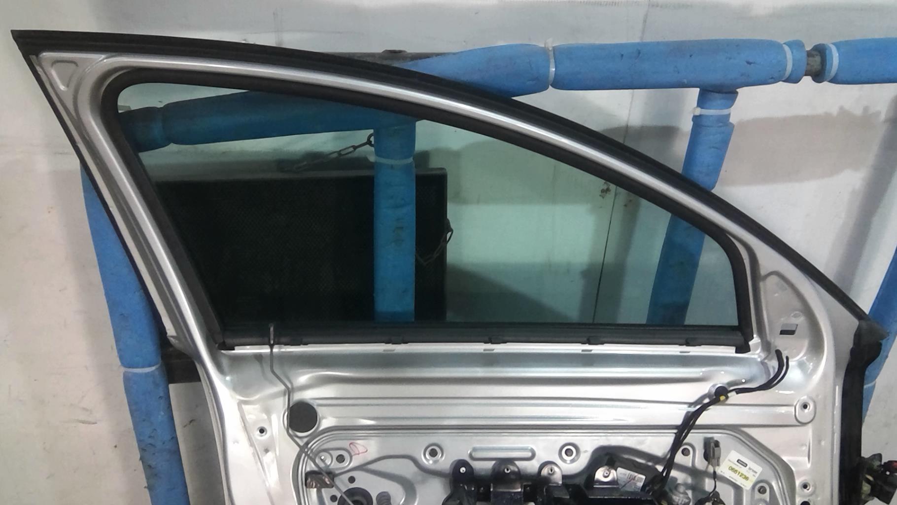 Portiera anteriore sinistra VOLVO S 40 2 PHASE 1 Diésel - 1