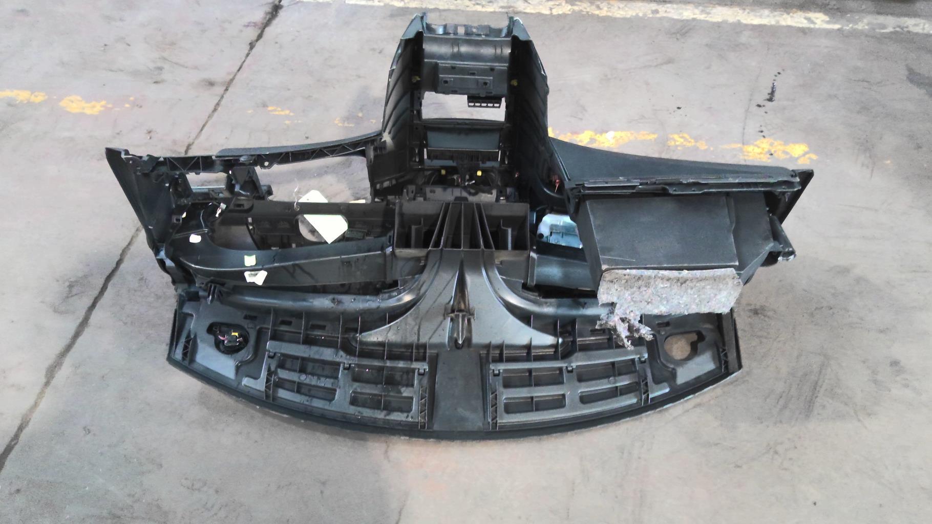 Salpicadero completo PEUGEOT 207 PHASE 1 Diésel - 1