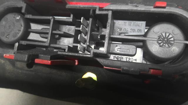 Fanale posteriore principale destro (luci) ALFA ROMEO 156 PHASE 3 BREAK Diésel - 1