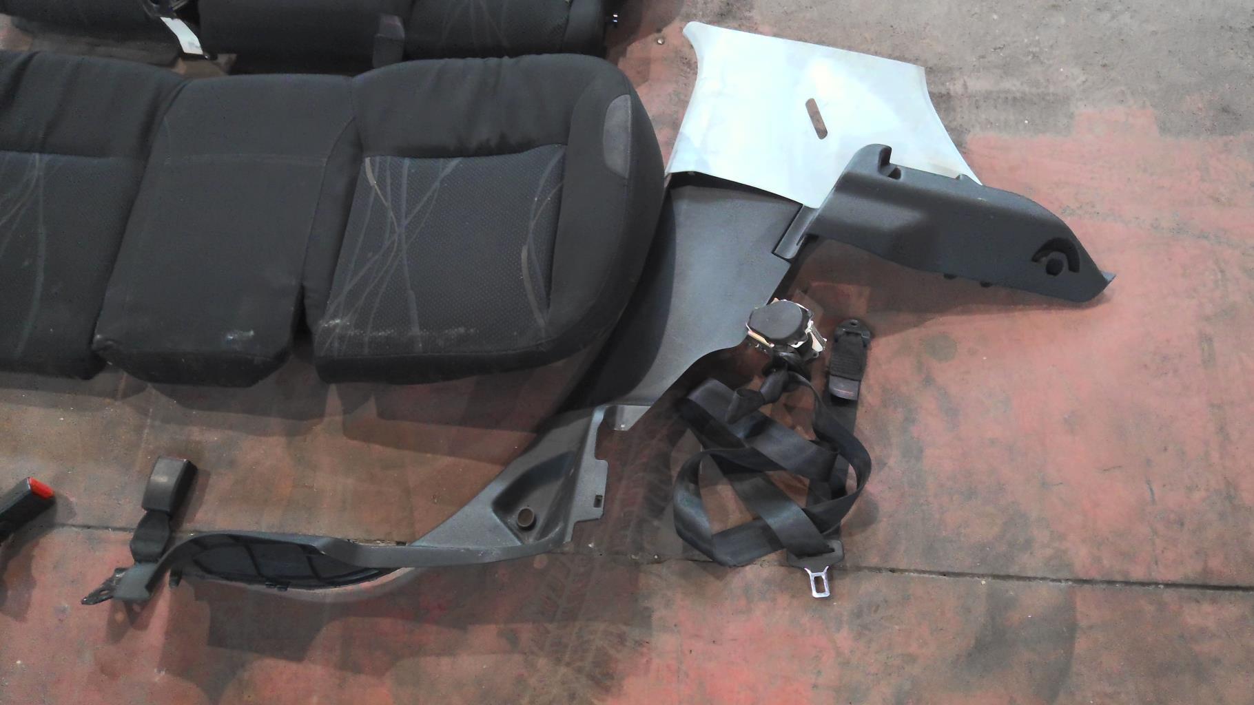 Sedile posteriore a panchetta (KIT DERIV VP) PEUGEOT 208 1 PHASE 1 Diésel - 1