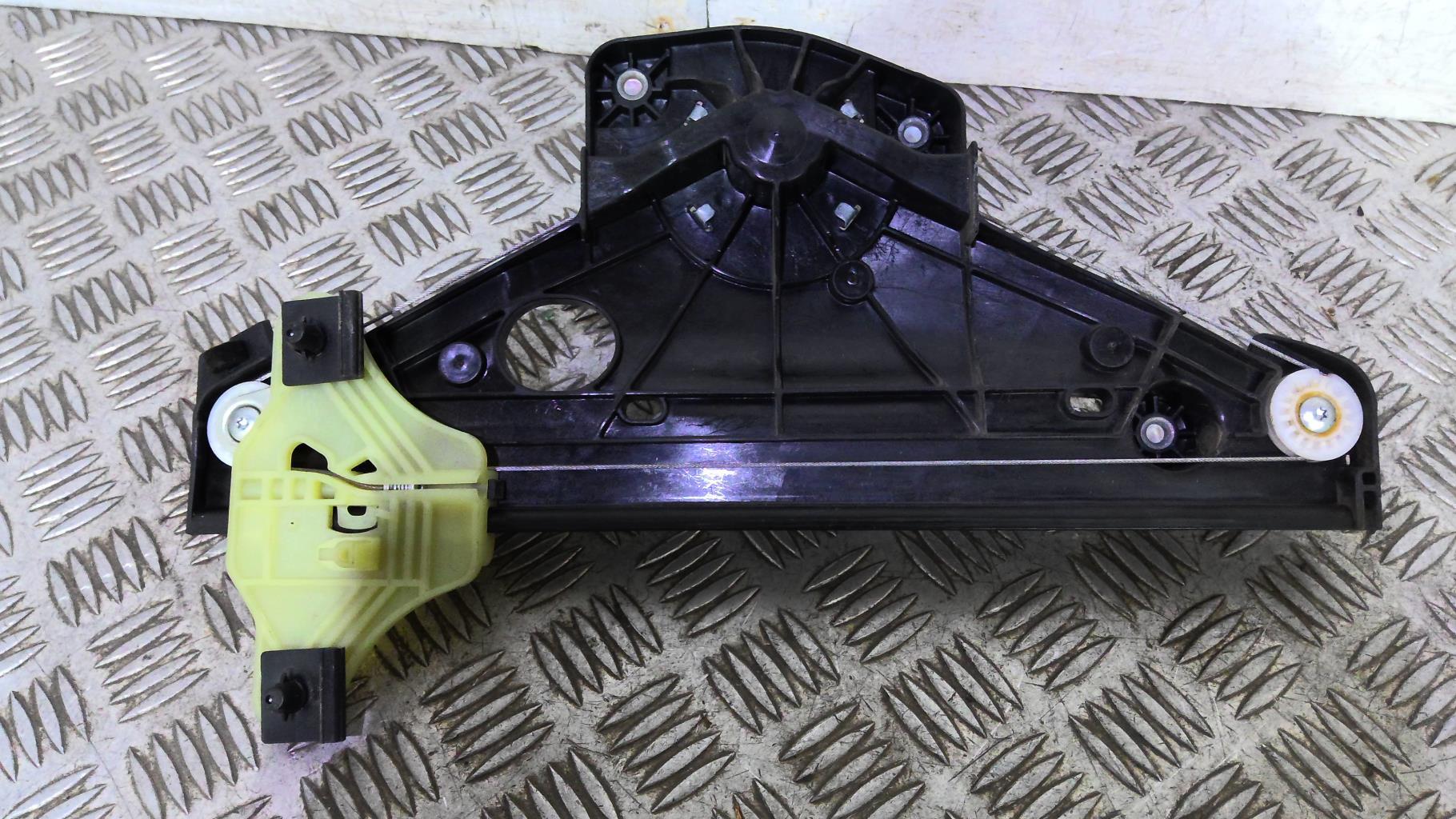 Alzacristalli manuale posteriore destro RENAULT CLIO 5 PHASE 1 Gasolina/Híbrido - 1