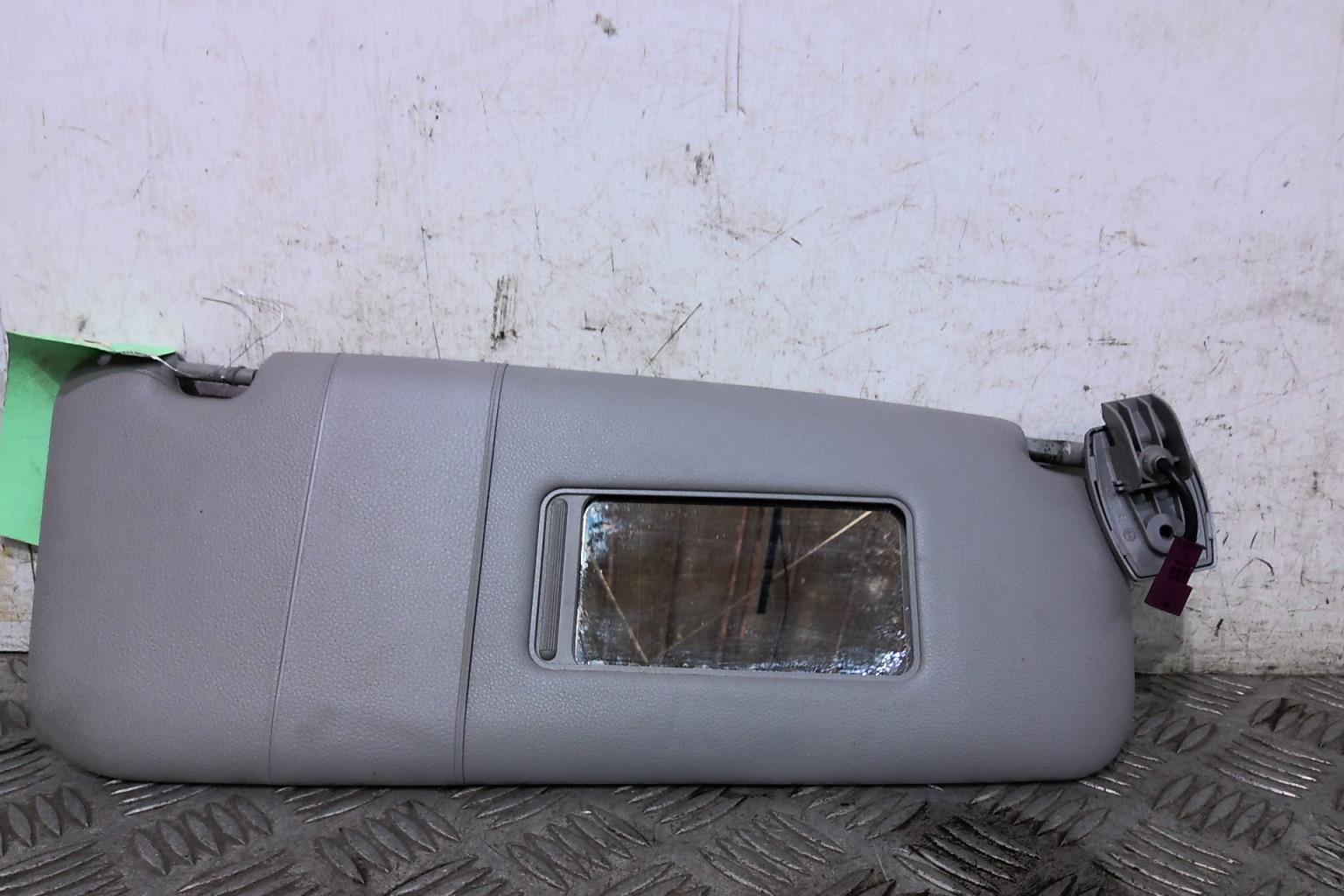 Pare soleil droit BMW SERIE 5 E60 PHASE 1 Essence - 1