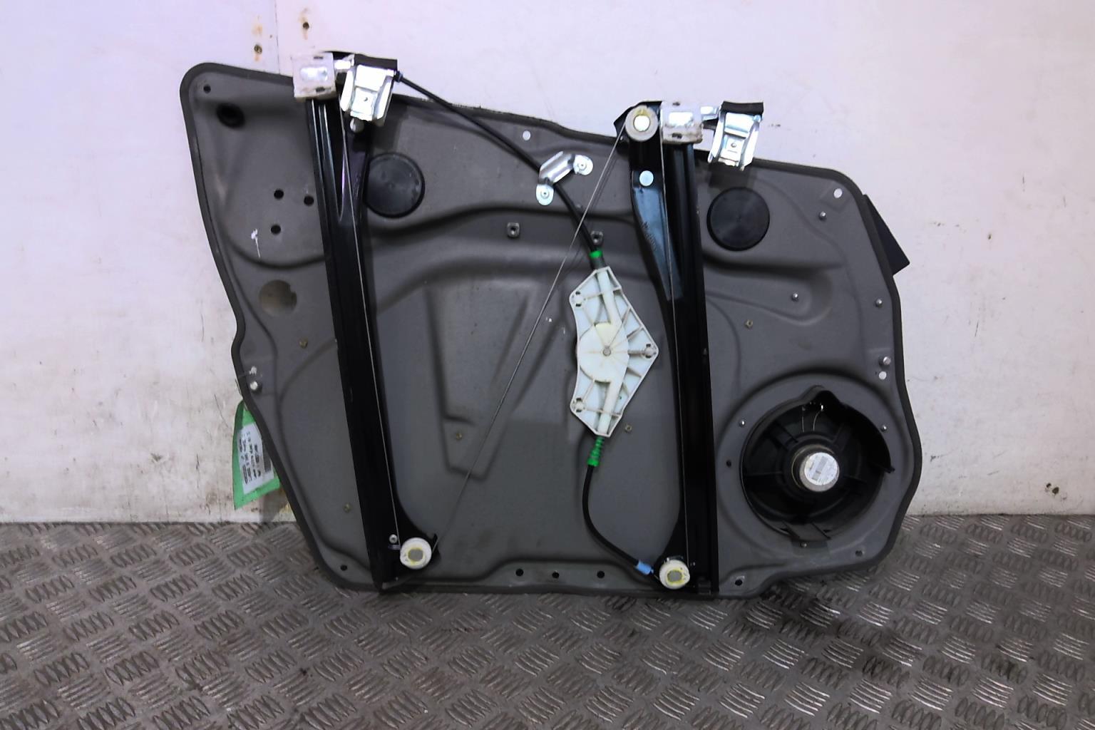 Alzacristalli elettrico anteriore destro MERCEDES CLASSE B 245 PHASE 1 Diésel - 1