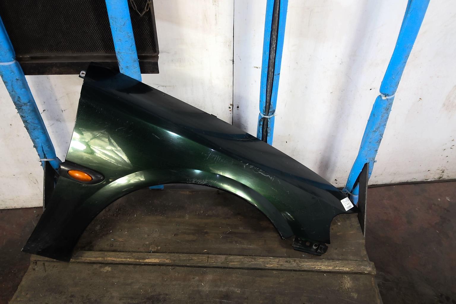 Parafango anteriore destro OPEL VECTRA B PHASE 2 BREAK Diésel - 1