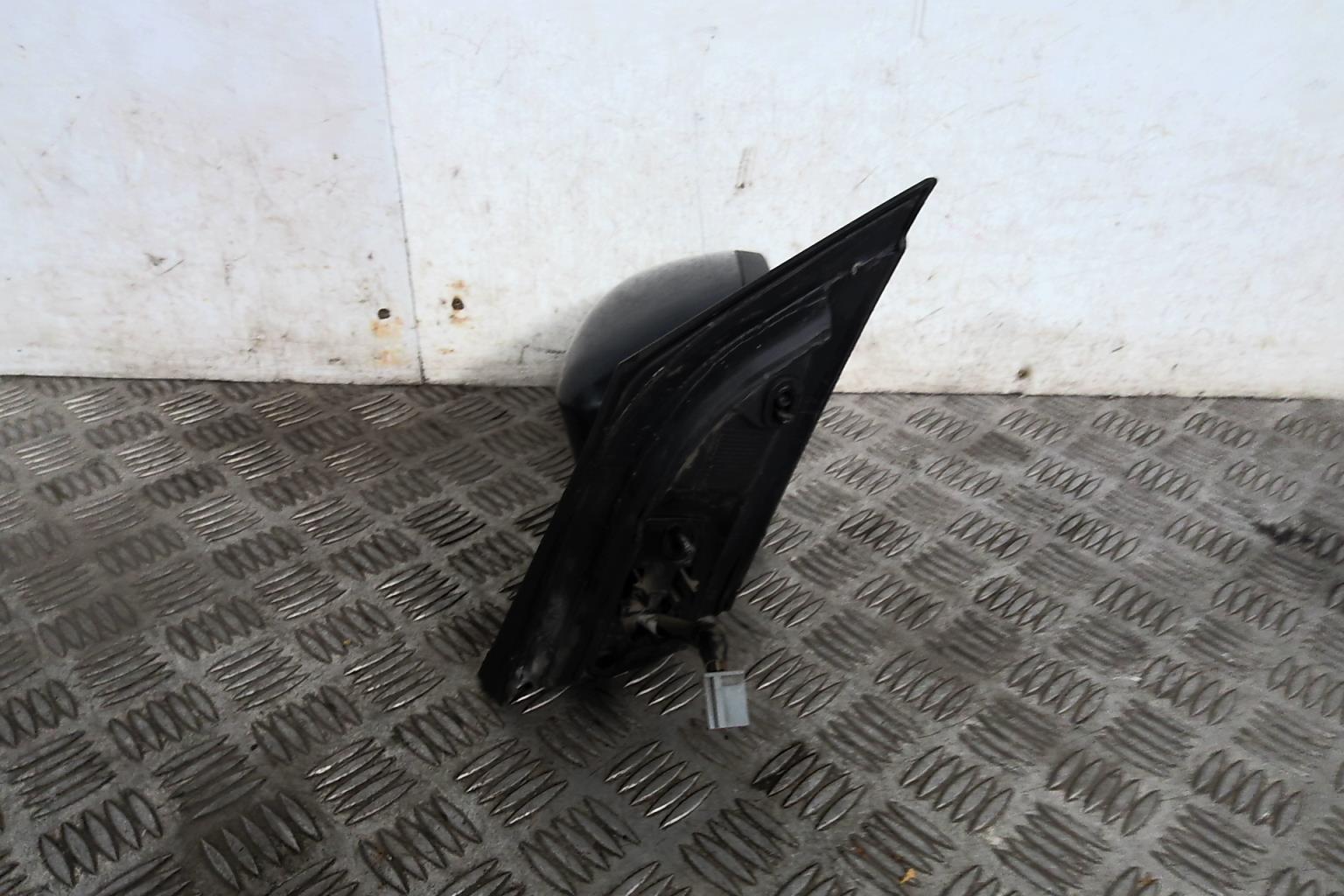Retrovisor derecho FORD FOCUS 2 PHASE 2 BREAK Diésel - 1