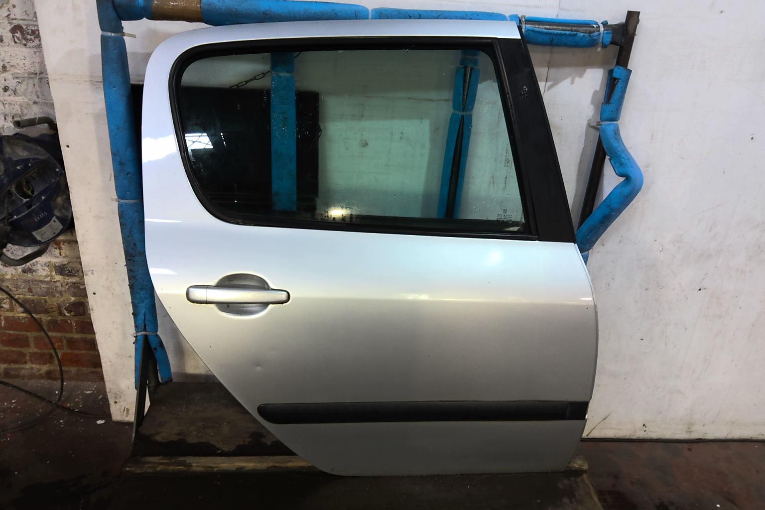 Portiera posteriore destra PEUGEOT 307 PHASE 2 Diésel - 1