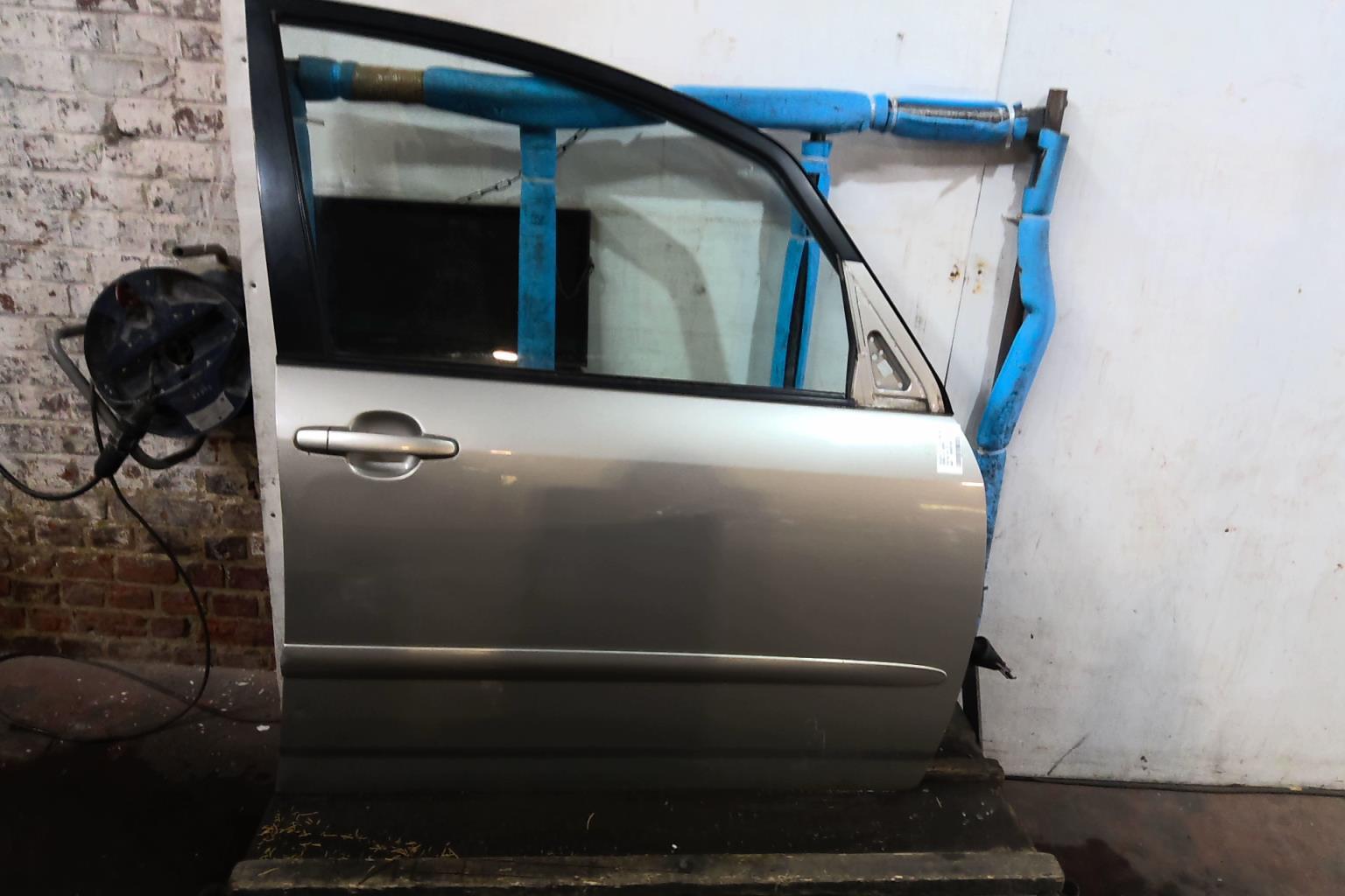 Portiera anteriore destra TOYOTA COROLLA VERSO 1 Diésel - 1