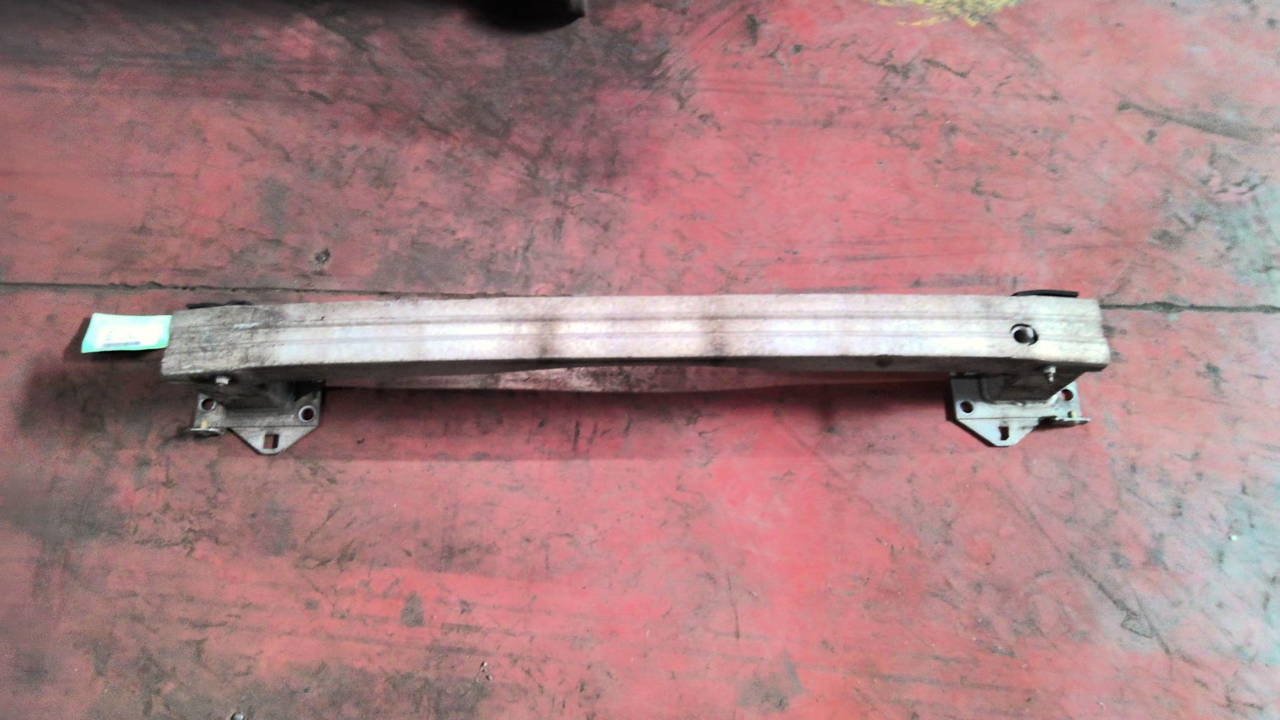 Traversa rinforzo paraurti anteriore PEUGEOT 308 1 PHASE 1 Diésel - 1