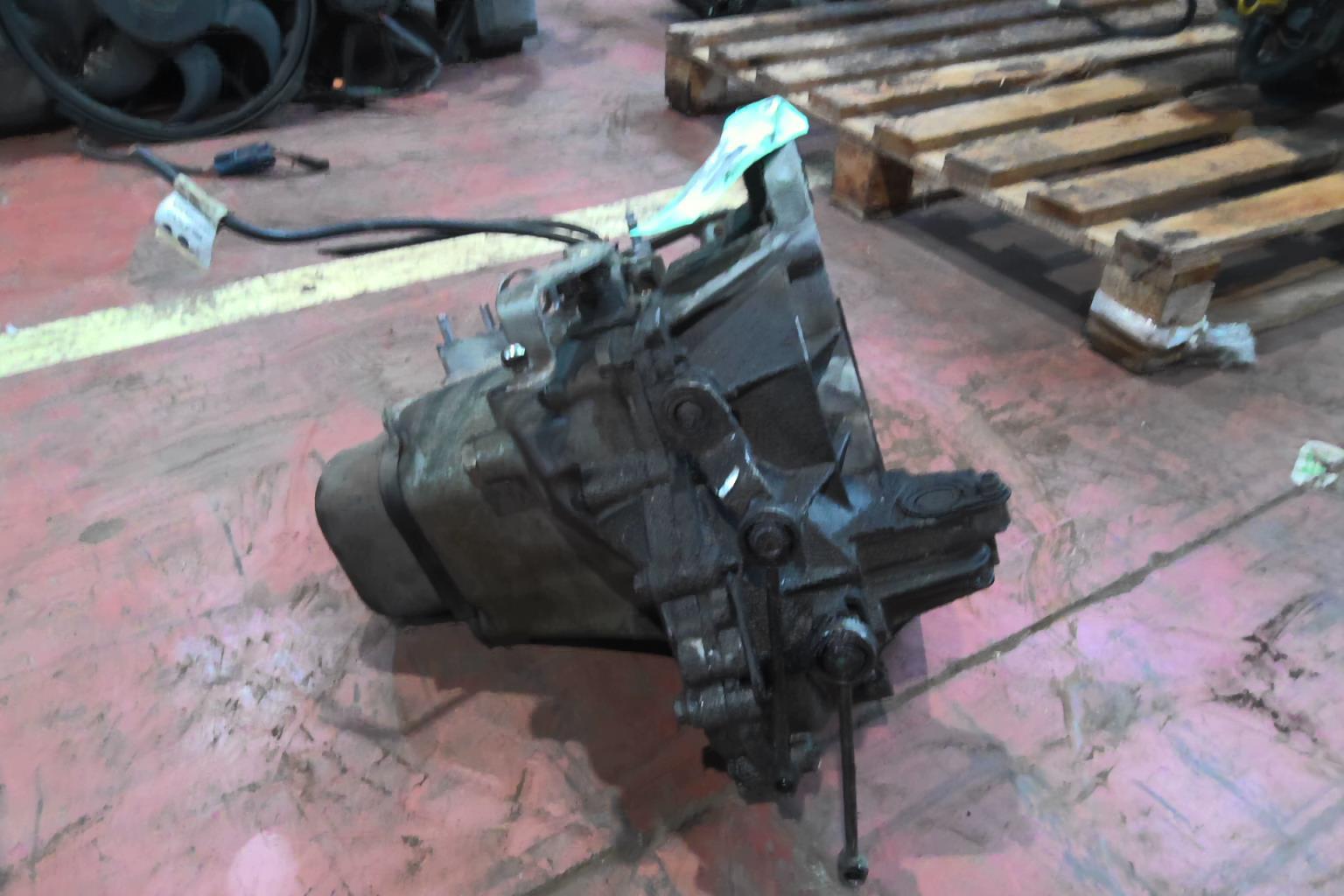 Boite de vitesses PEUGEOT 206+ Essence - 1