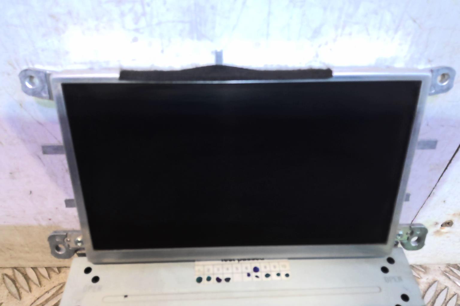 Autoradio originale AUDI A4 3 AVANT PHASE 1 BREAK Diésel - 1