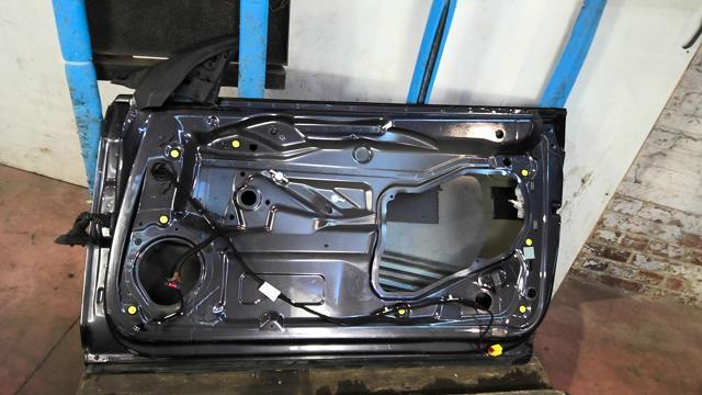 Puerta delantera derecha AUDI A3 2 CABRIO PHASE 2 Diésel - 1