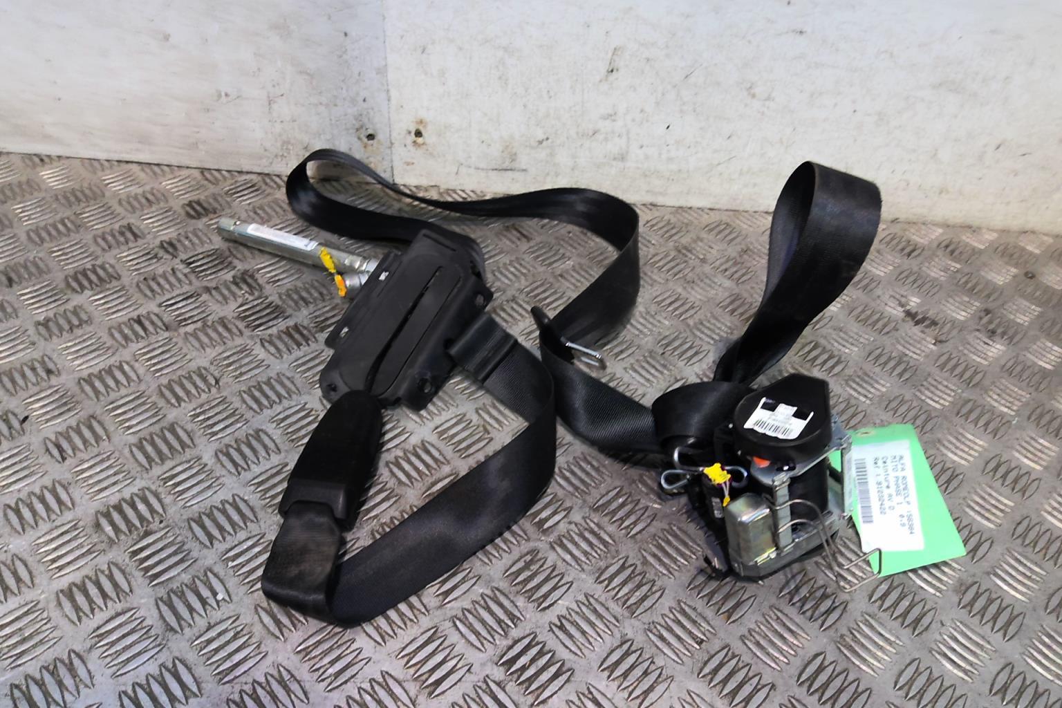 Cintura di sicurezza anteriore destra ALFA ROMEO MITO PHASE 1 Gasolina - 1