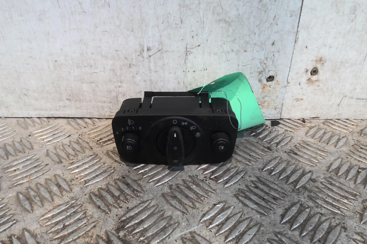 Commodo phare FORD FIESTA 6 PHASE 1 Diesel - 1