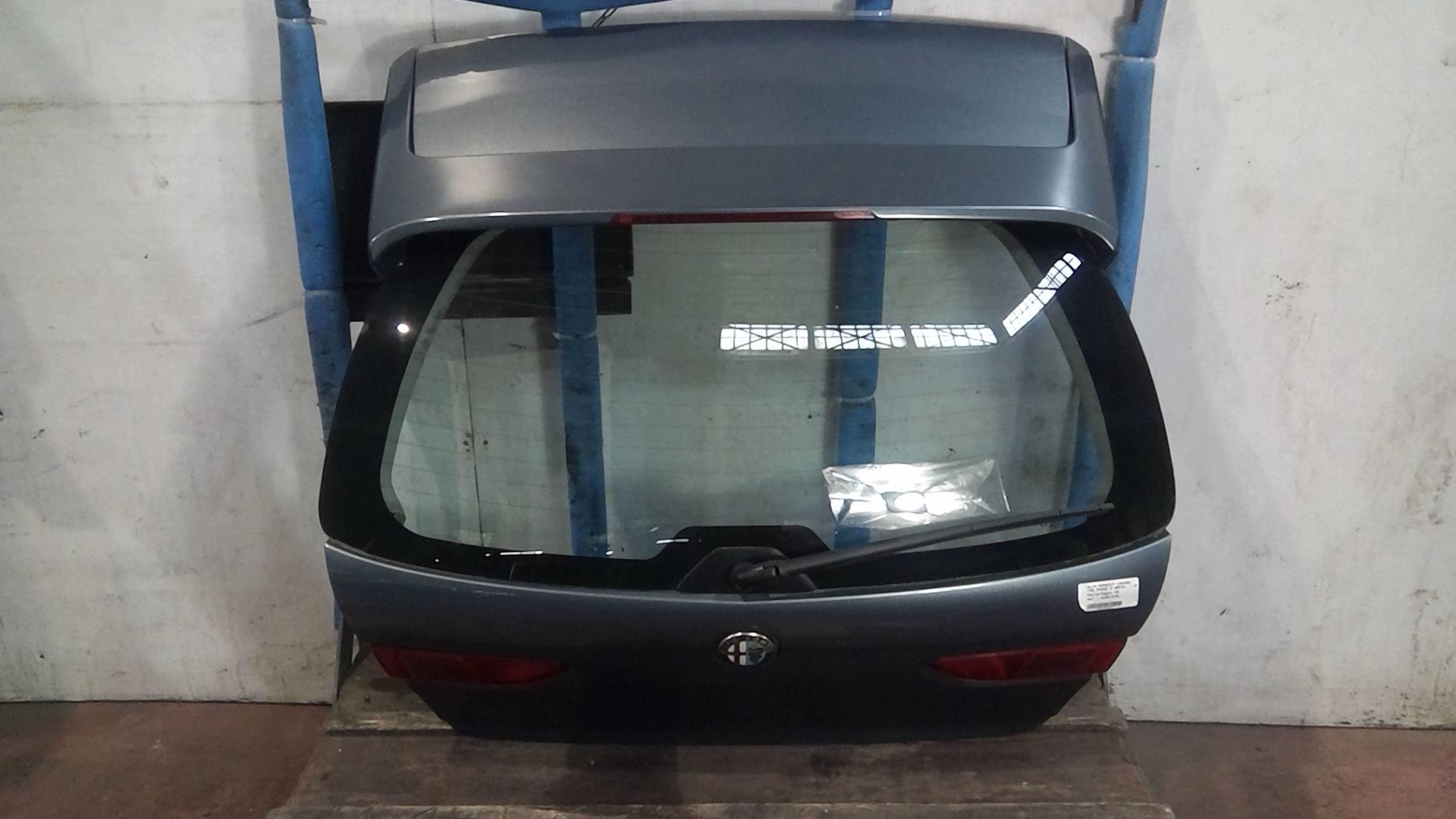 Portabagagli/Portellone posteriore ALFA ROMEO 156 PHASE 2 BREAK Diésel - 1