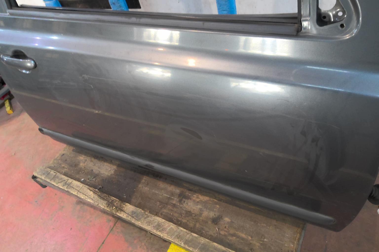 Portiera anteriore destra NISSAN MICRA 3 PHASE 1 Gasolina - 1