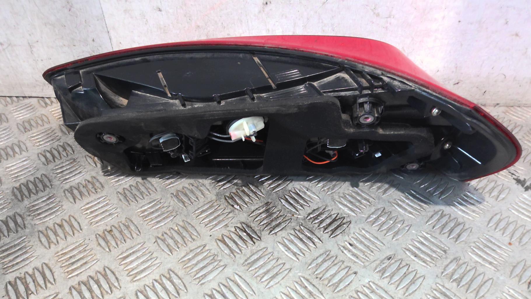 Fanale posteriore principale sinistro (luci) CITROEN C4 PICASSO 2 PHASE 2 Diésel - 1