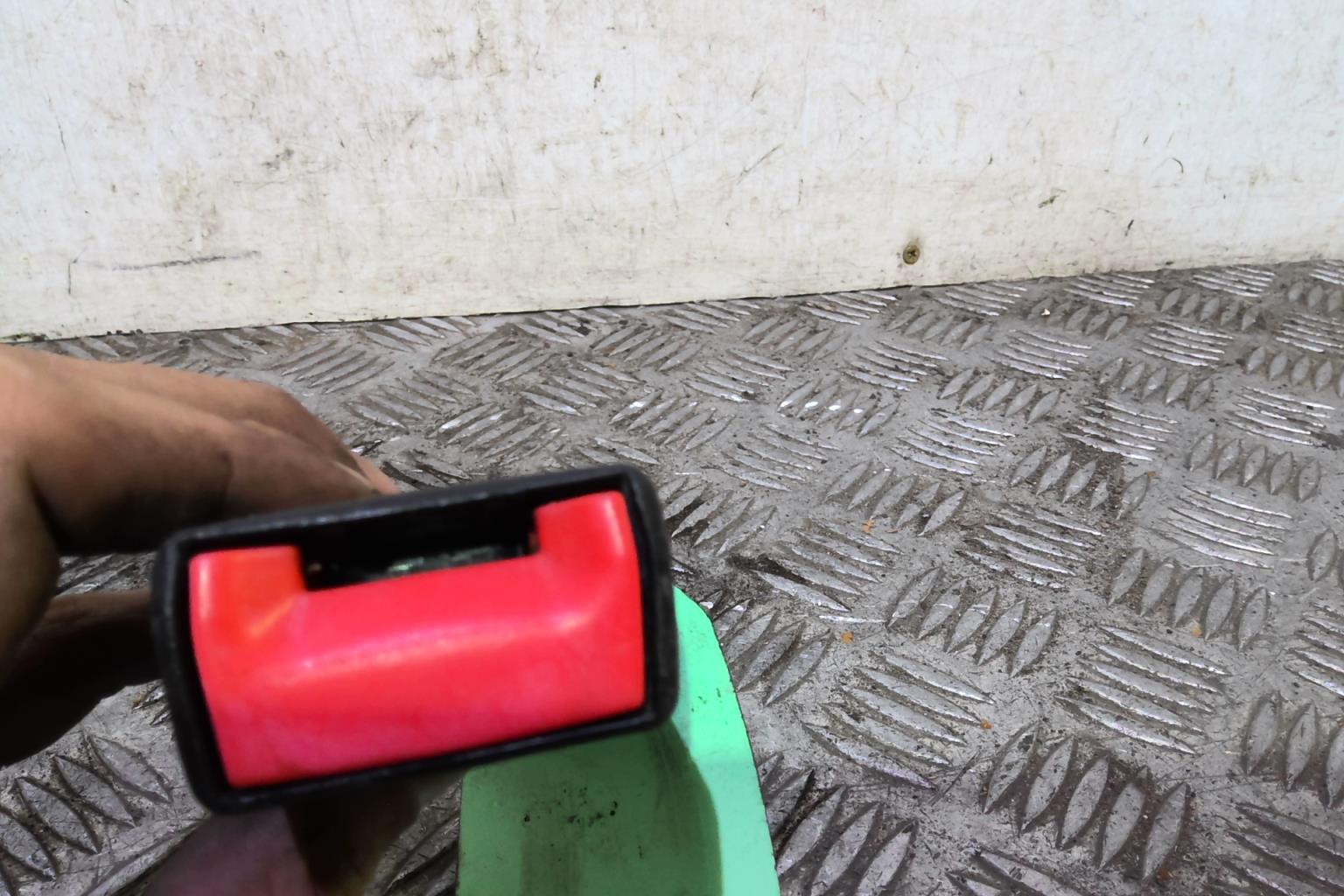 Aggancio cintura sicurezza anteriore sinistro FIAT PANDA 2 PHASE 1 Gasolina - 1