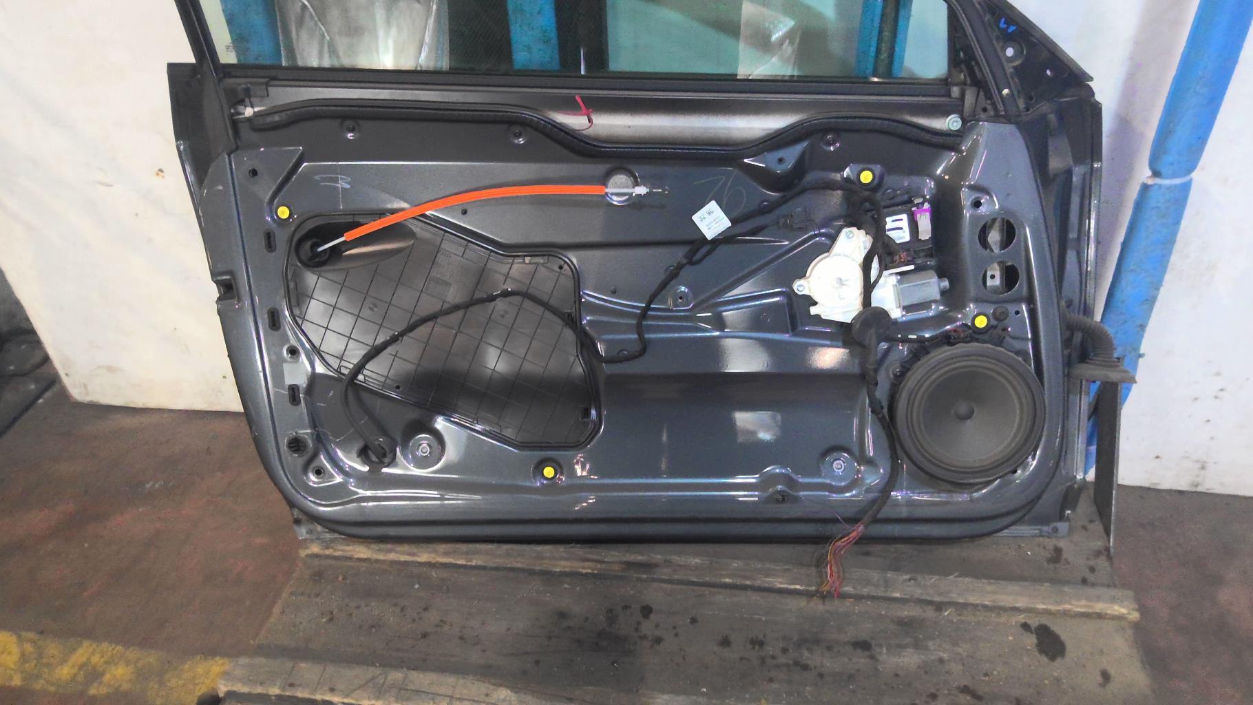 Porte avant gauche AUDI A3 2 PHASE 1 Diesel - 1