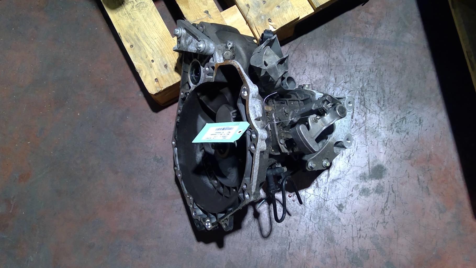 Boite de vitesses OPEL CORSA E  - 1