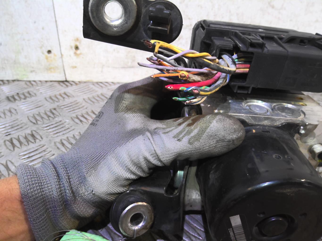 Blocco ABS (antibloccaggio freni) LAND ROVER FREELANDER 2 Diésel - 1
